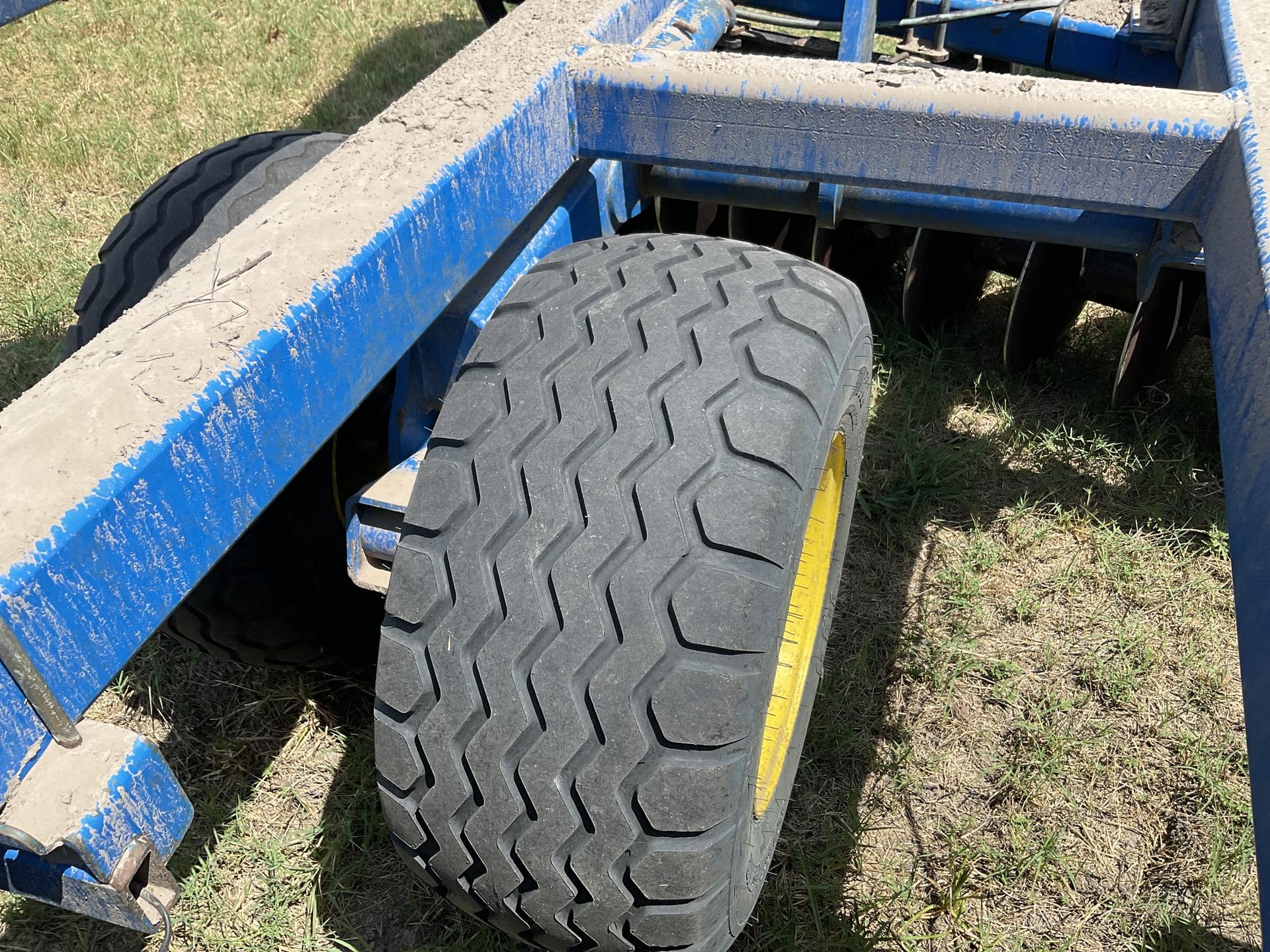 2014 Landoll 6230 Image