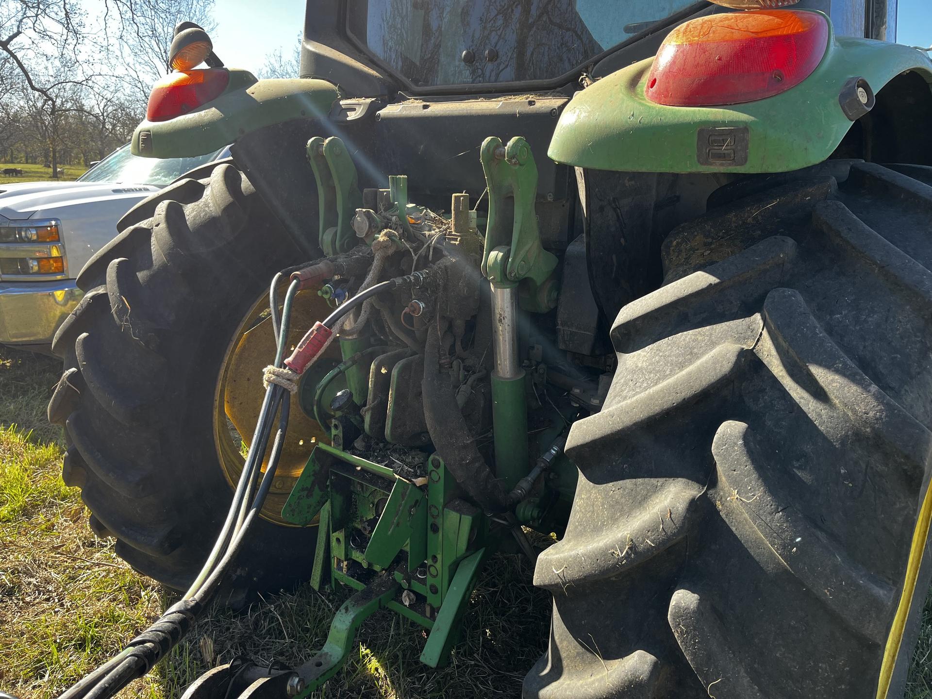 2020 John Deere 6120M Image