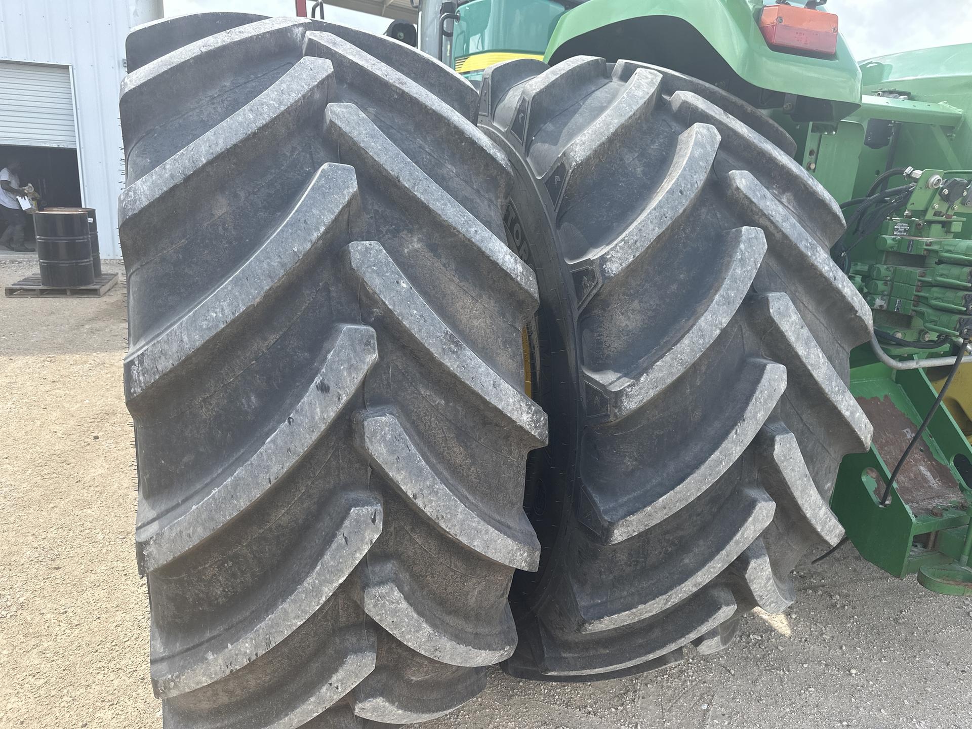 2011 John Deere 9530 Image