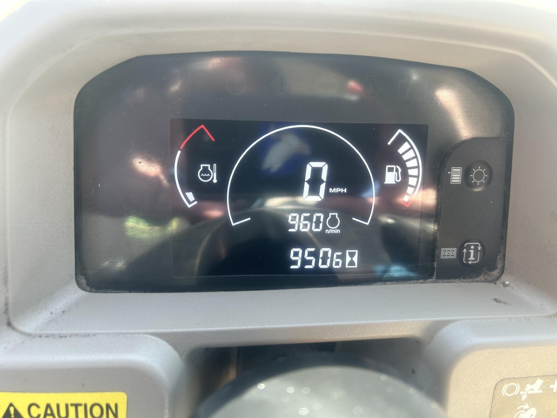 2019 John Deere XUV 835R Image