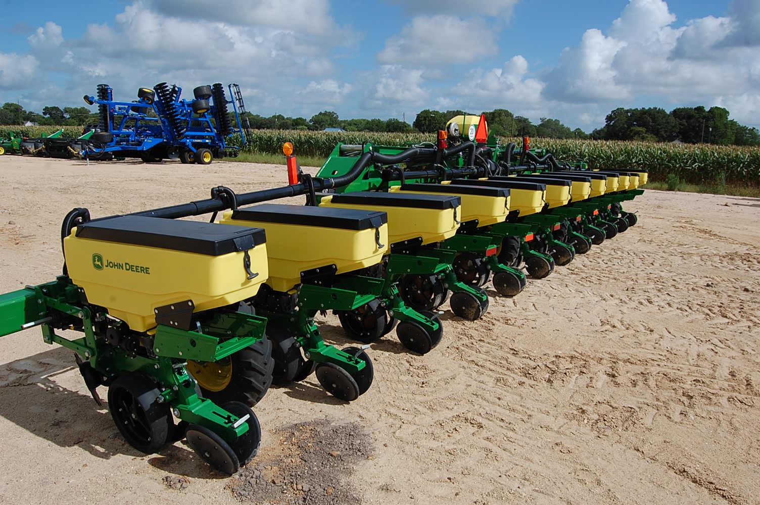 2024 John Deere 1725 Image