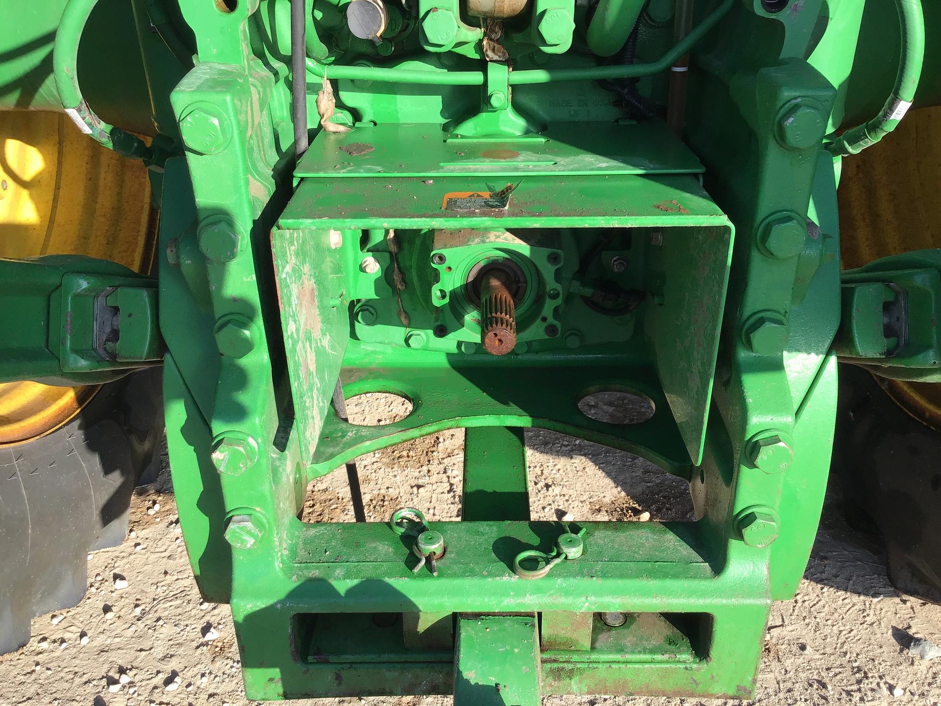 2021 John Deere 8R 230 Image