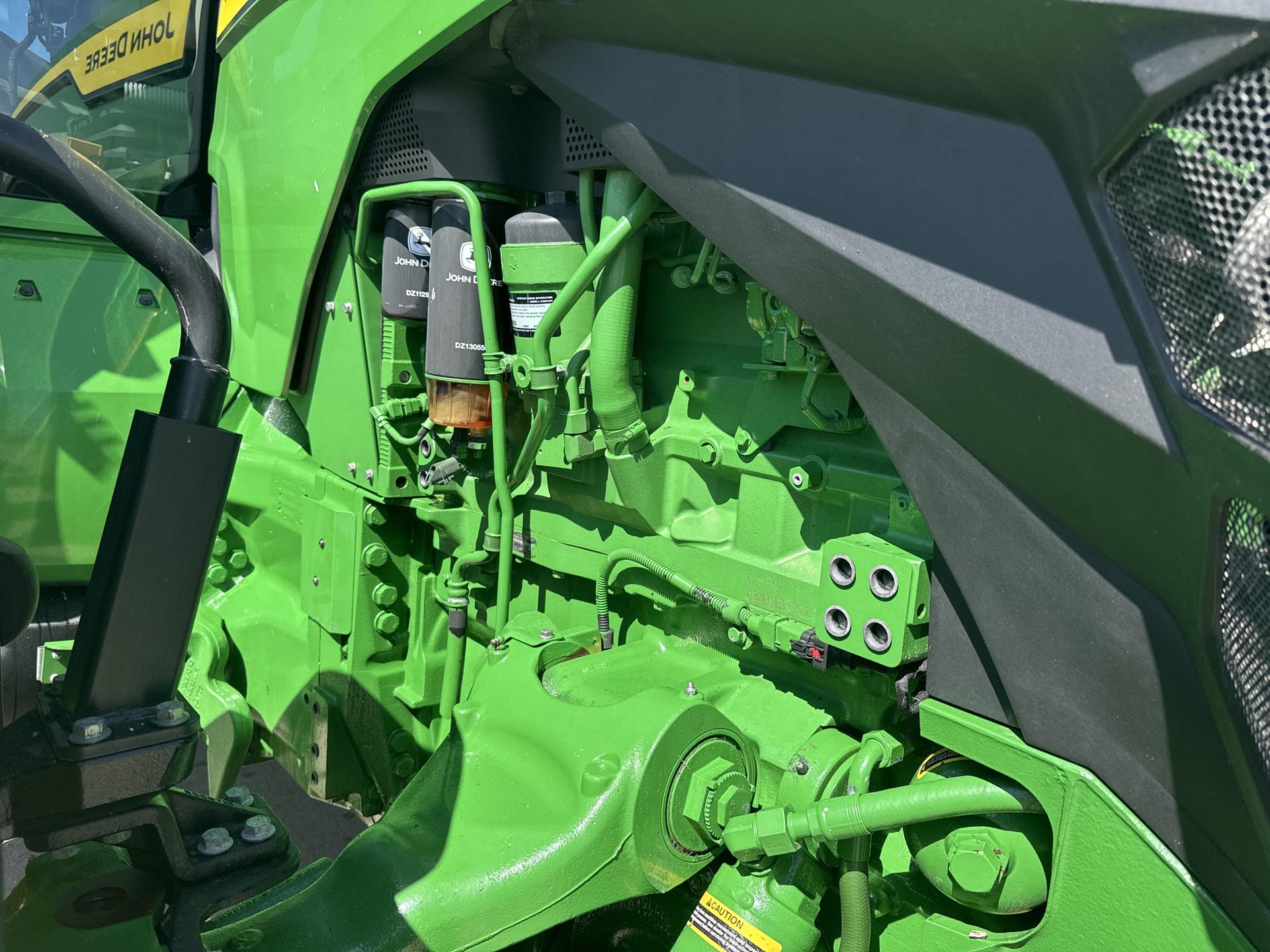 2023 John Deere 8R 310 Image