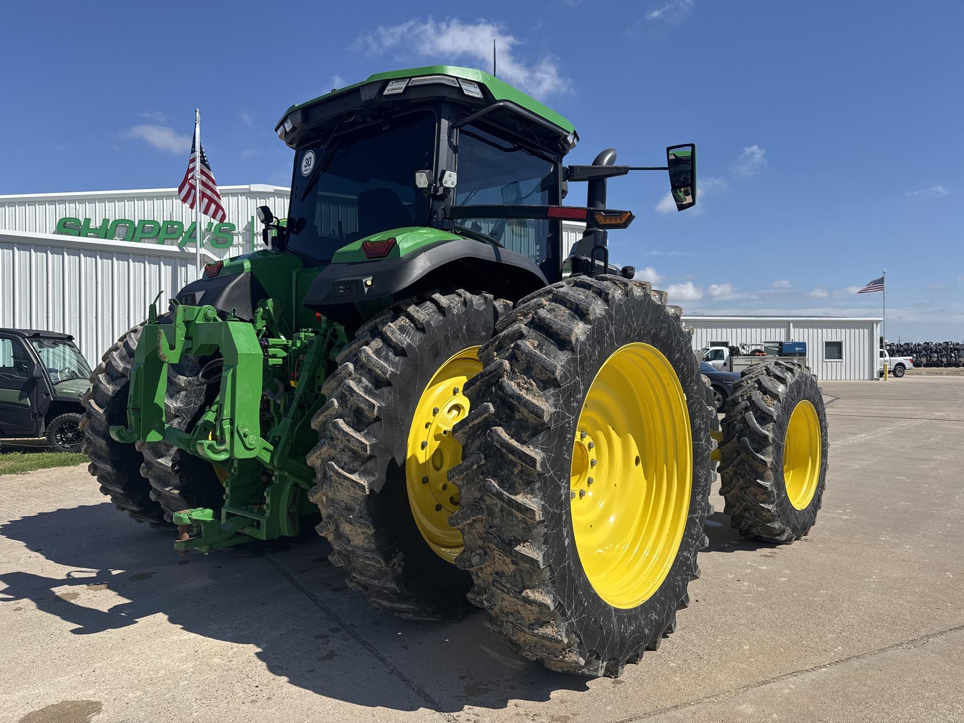 2023 John Deere 8R 310 Image