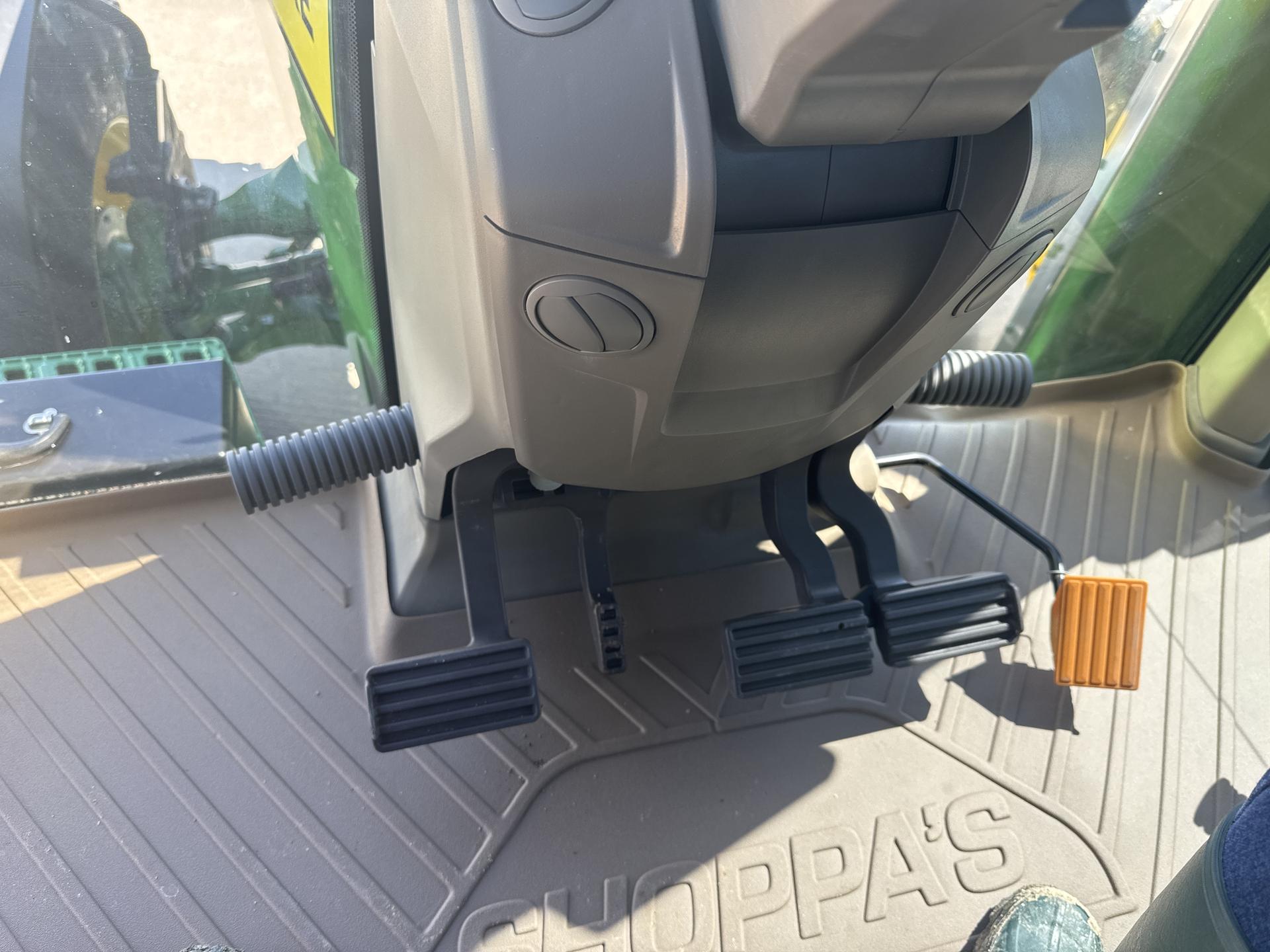 2023 John Deere 8R 310 Image