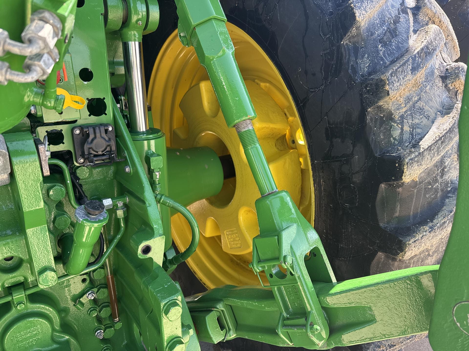 2023 John Deere 8R 310 Image
