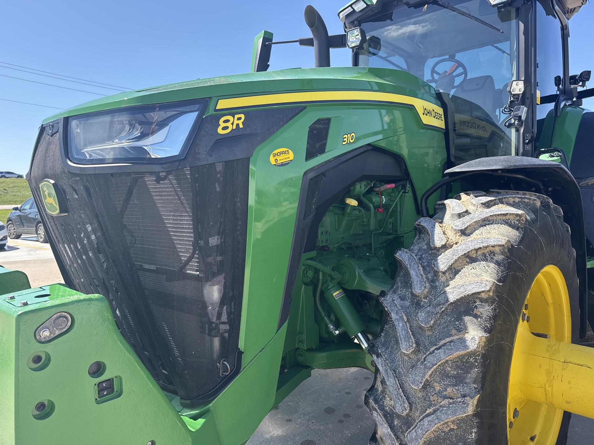 2023 John Deere 8R 310 Image
