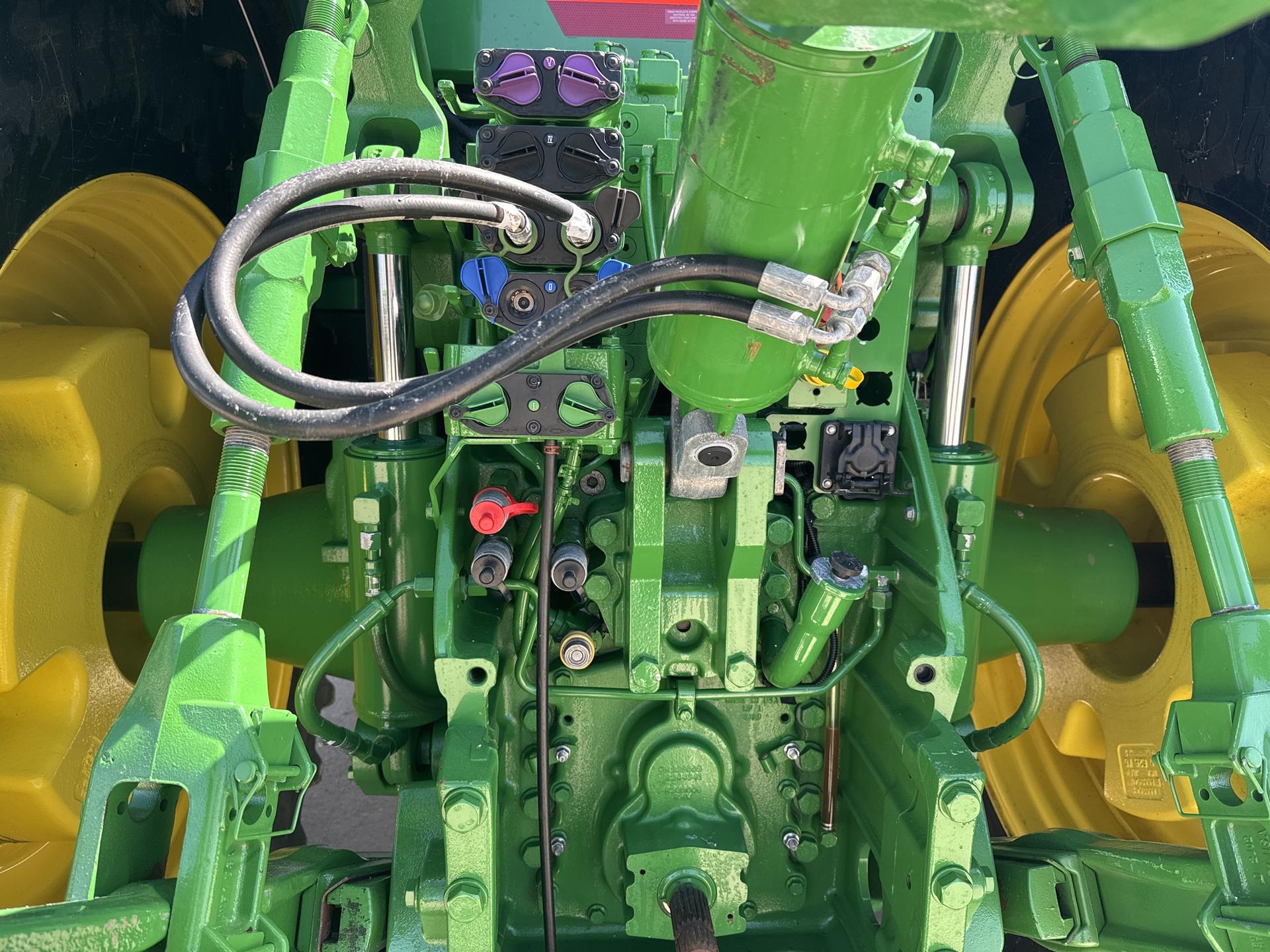 2023 John Deere 8R 310 Image