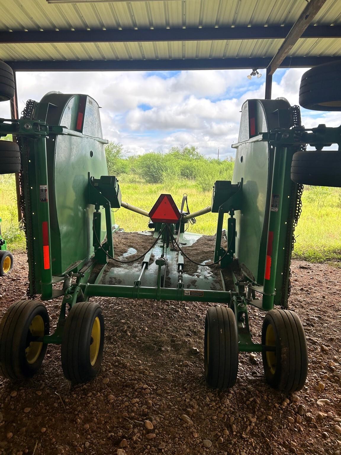2011 John Deere CX20 Image