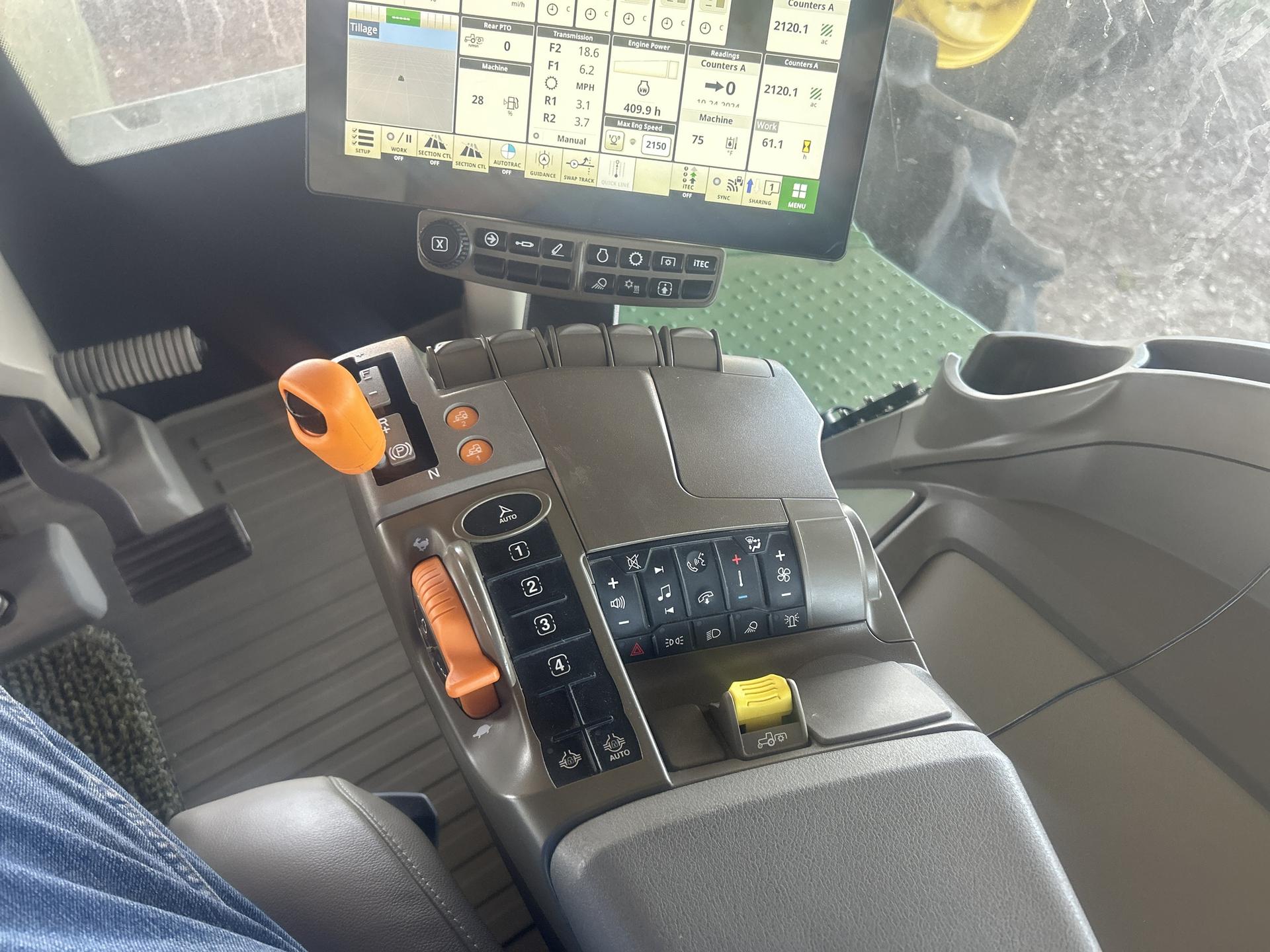 2024 John Deere 9R 640 Image