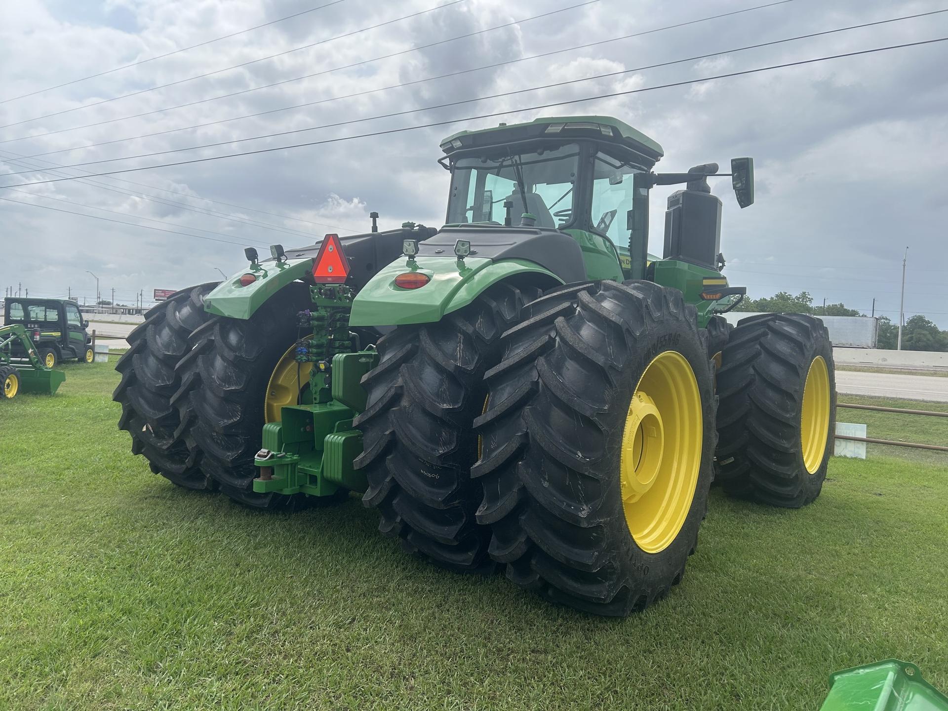 2024 John Deere 9R 640 Image