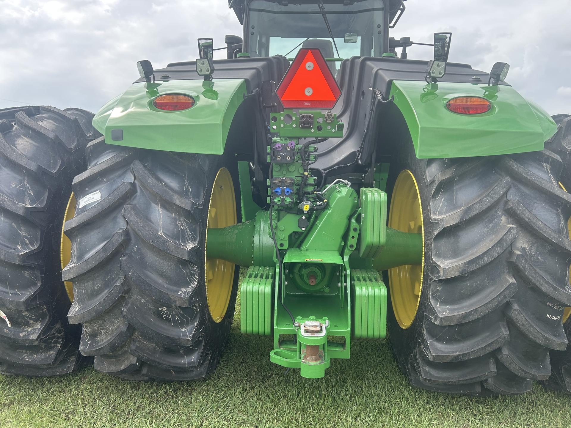 2024 John Deere 9R 640 Image