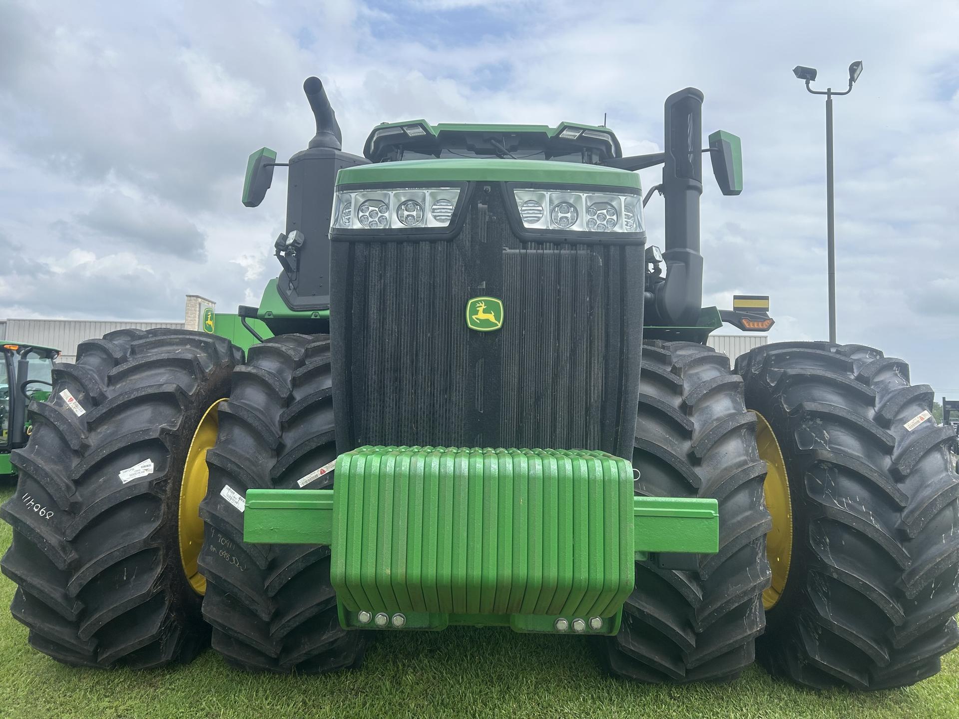 2024 John Deere 9R 640 Image