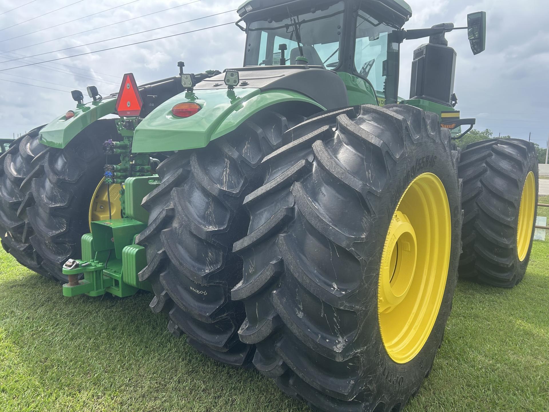 2024 John Deere 9R 640 Image