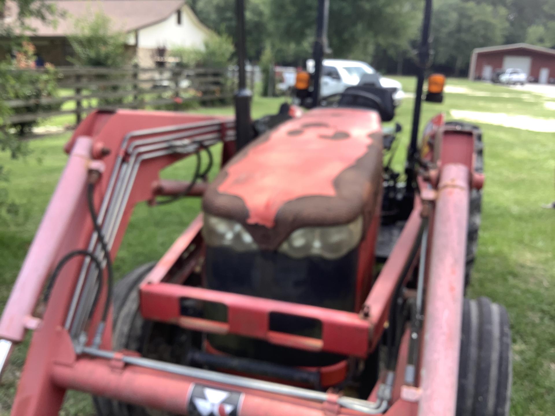 2009 Massey Ferguson 2615 Image