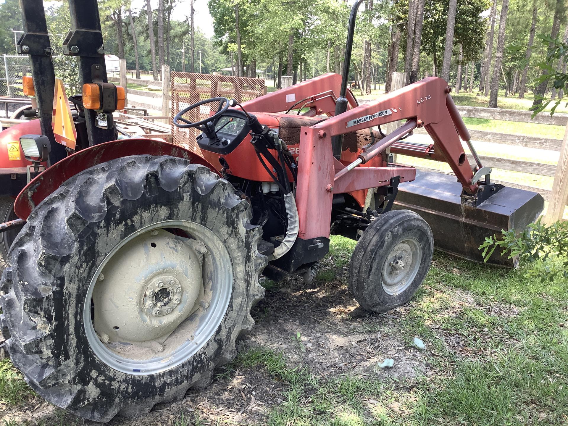 2009 Massey Ferguson 2615 Image