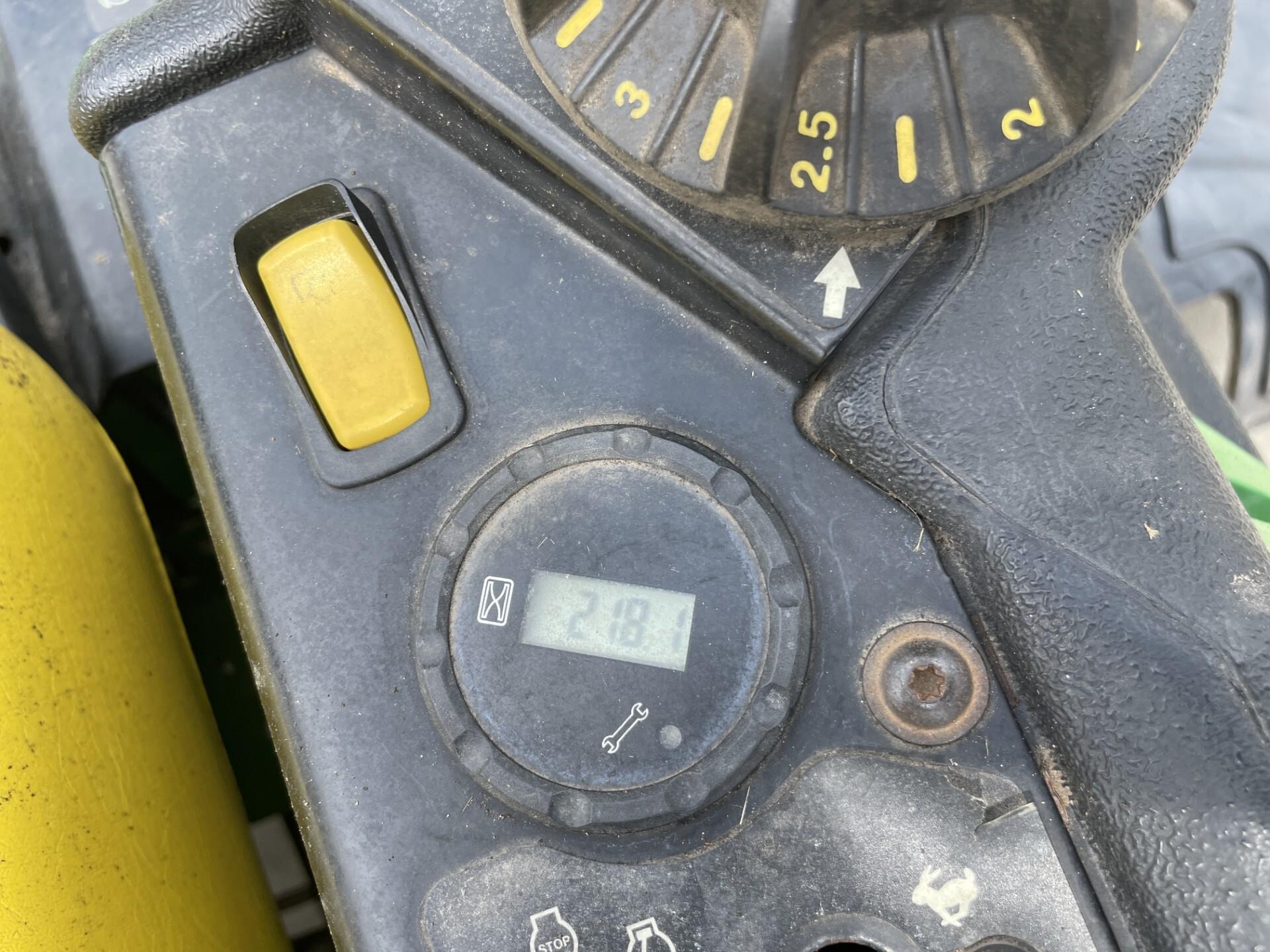 2020 John Deere Z915E Image