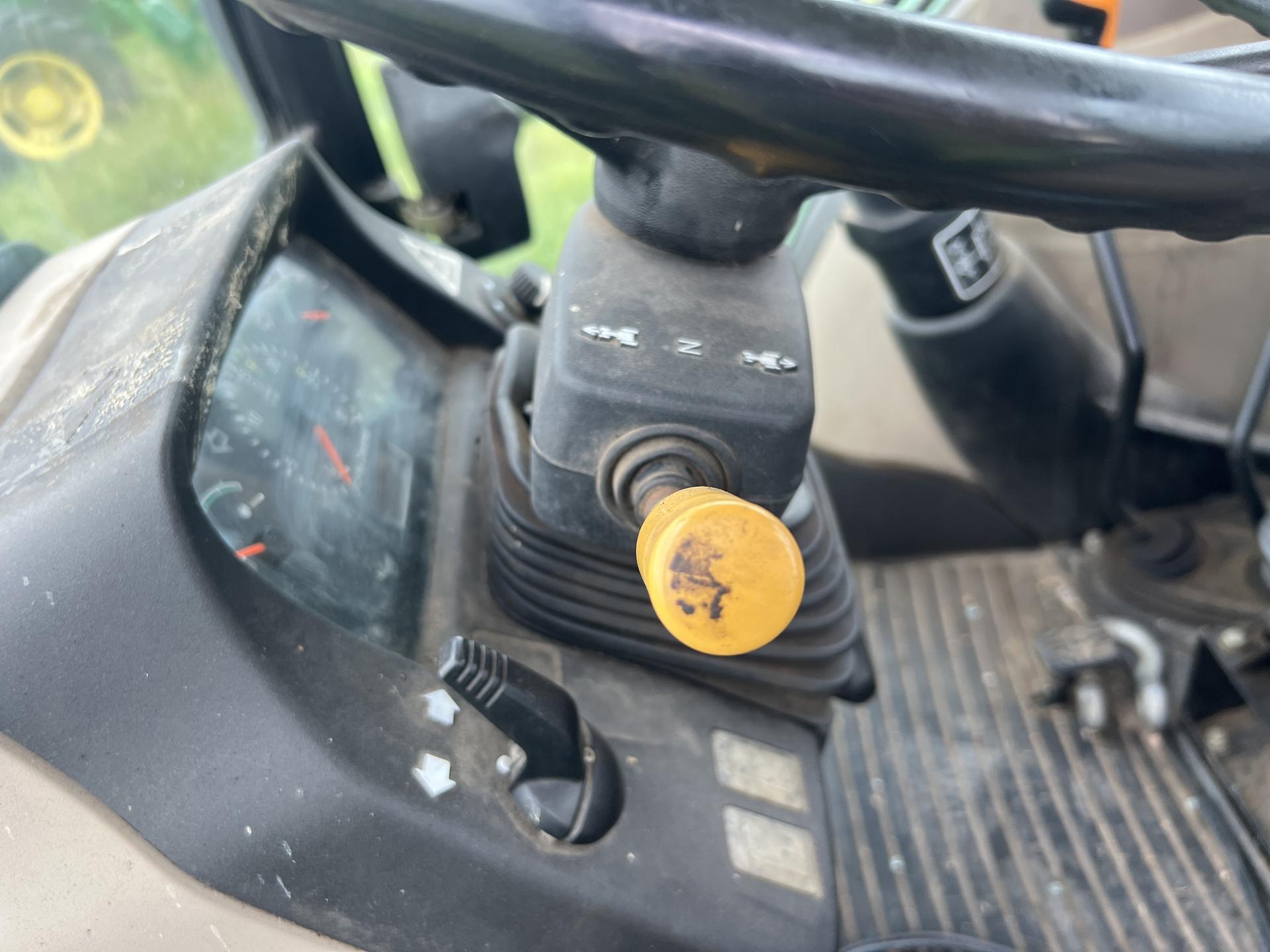 2006 John Deere 5425 Image