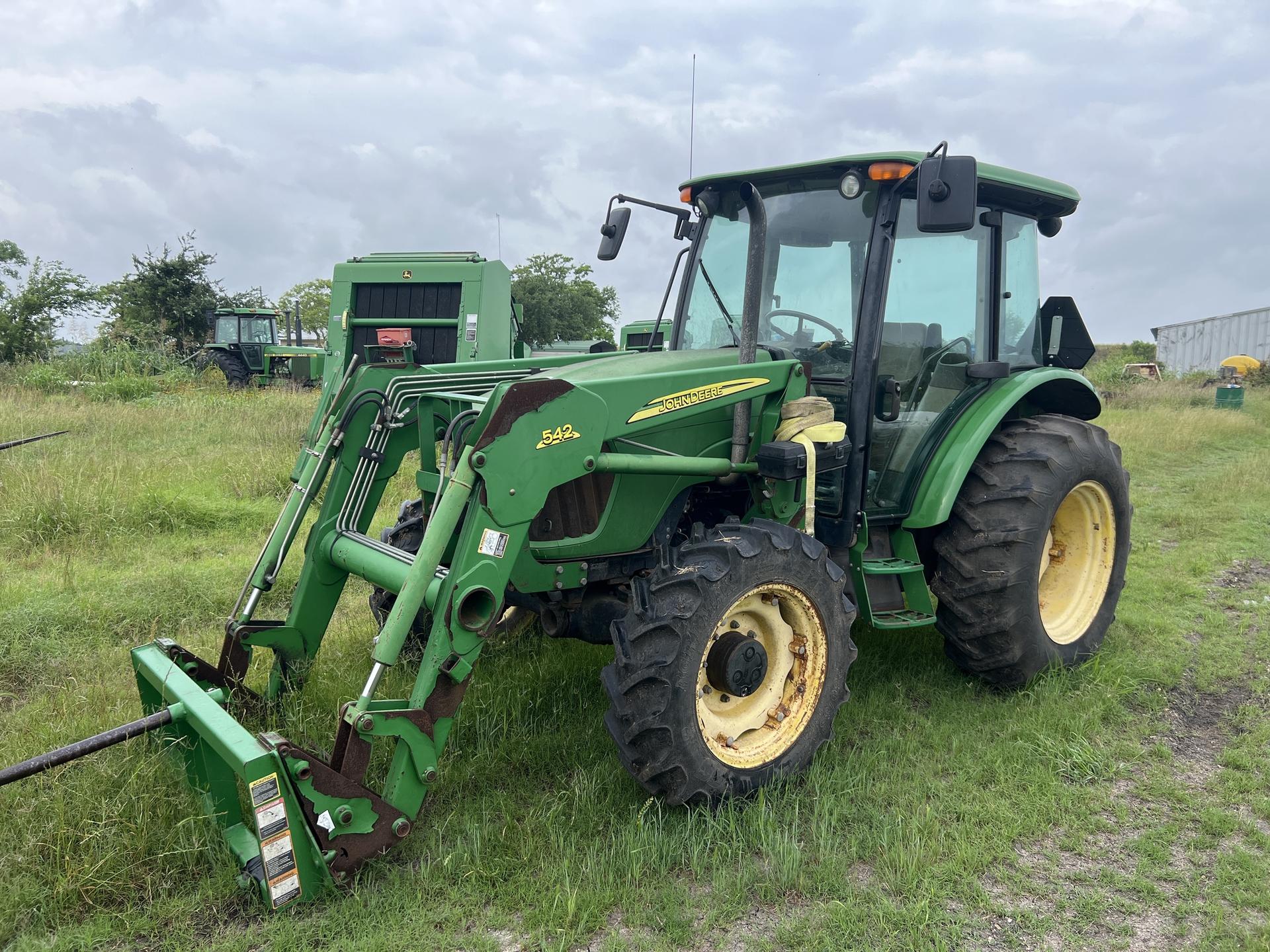 2006 John Deere 5425 Image