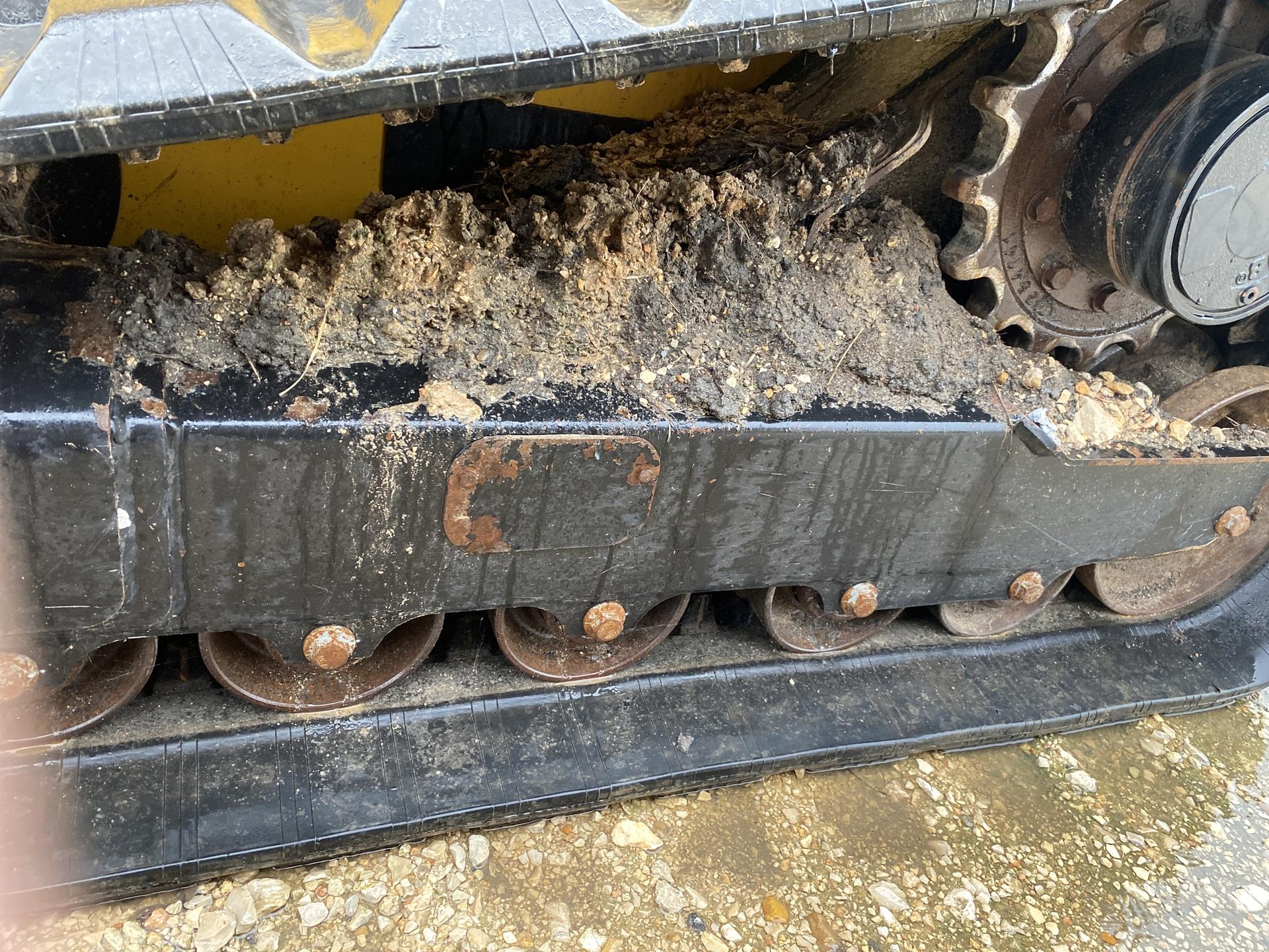 2018 John Deere 333G Image