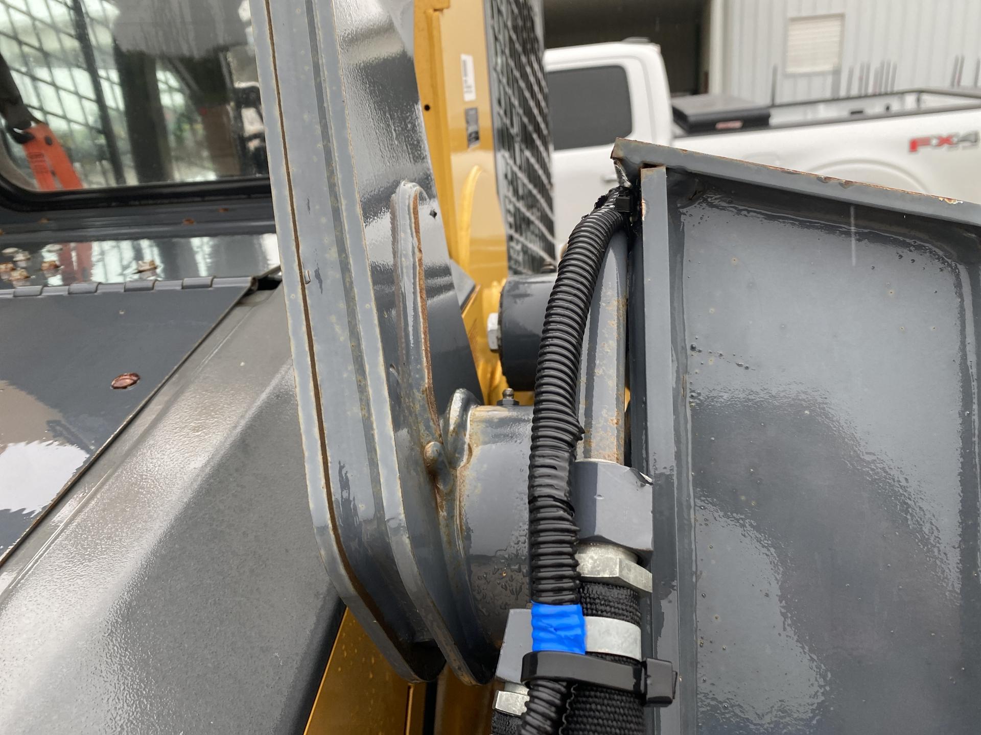 2018 John Deere 333G Image