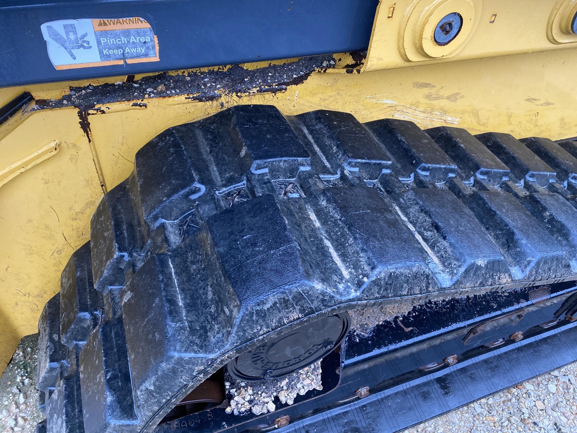 2018 John Deere 333G Image