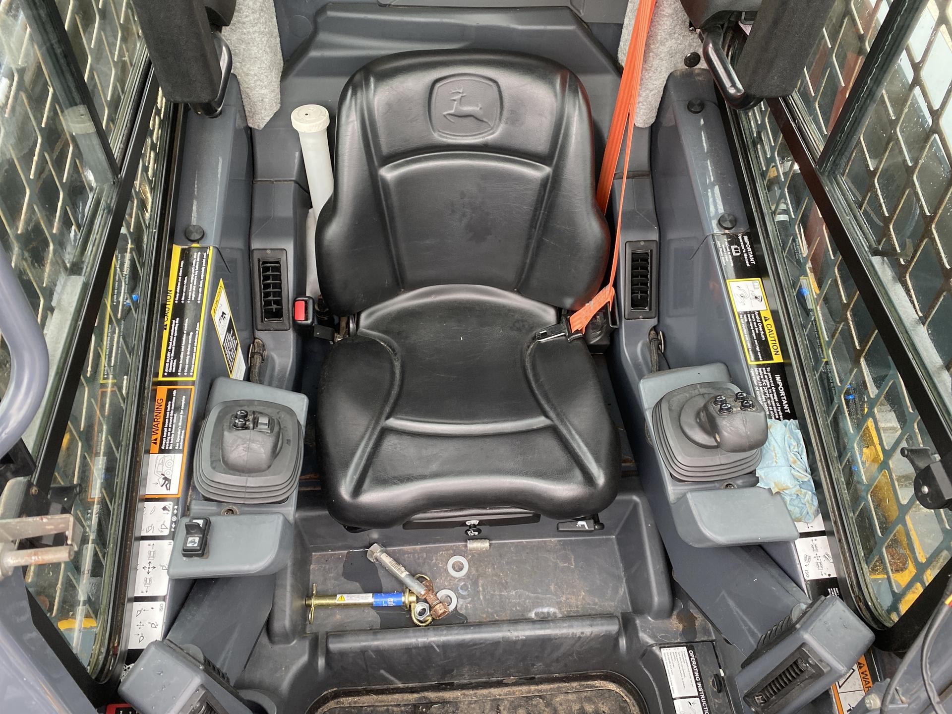 2018 John Deere 333G Image