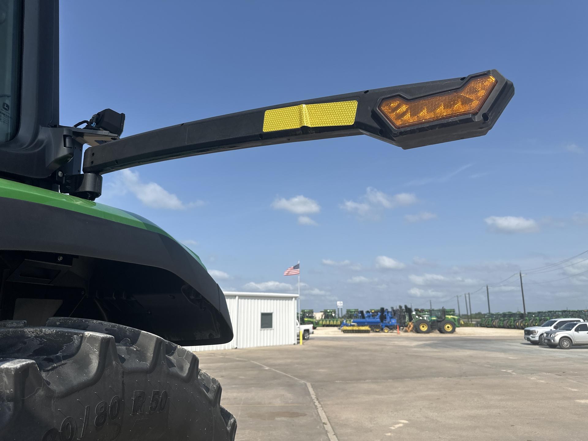 2020 John Deere 8R 340 Image