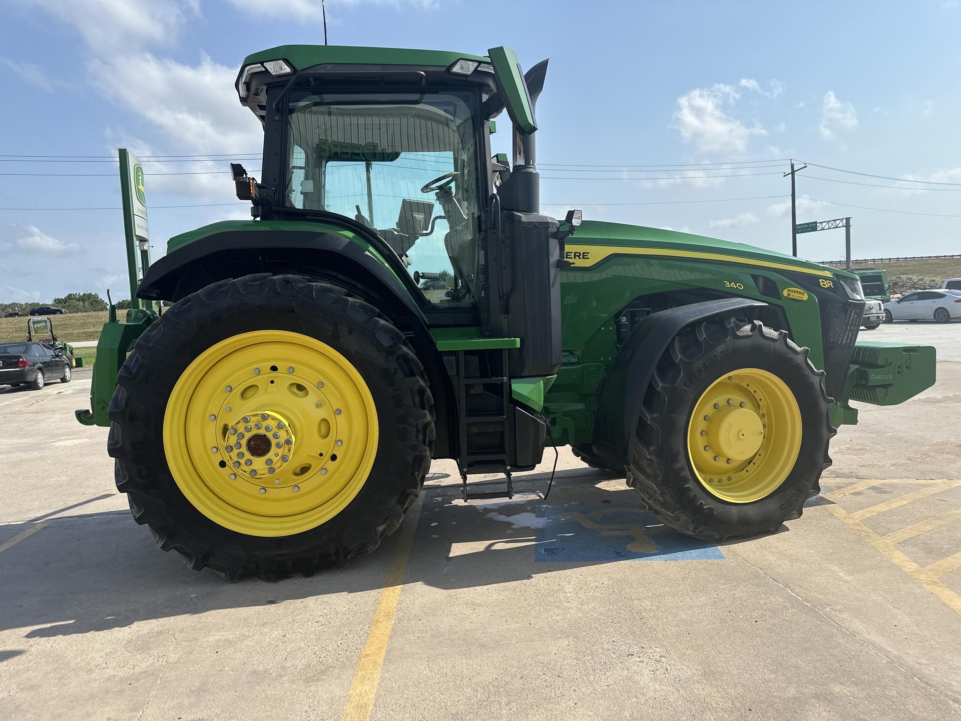 2020 John Deere 8R 340 Image