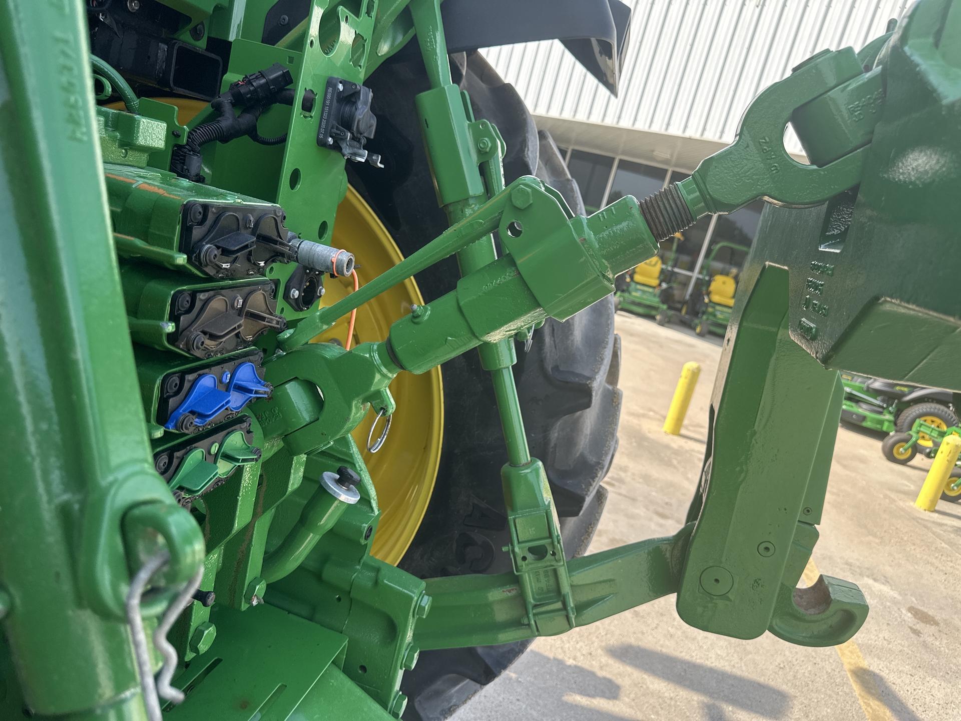2020 John Deere 8R 340 Image