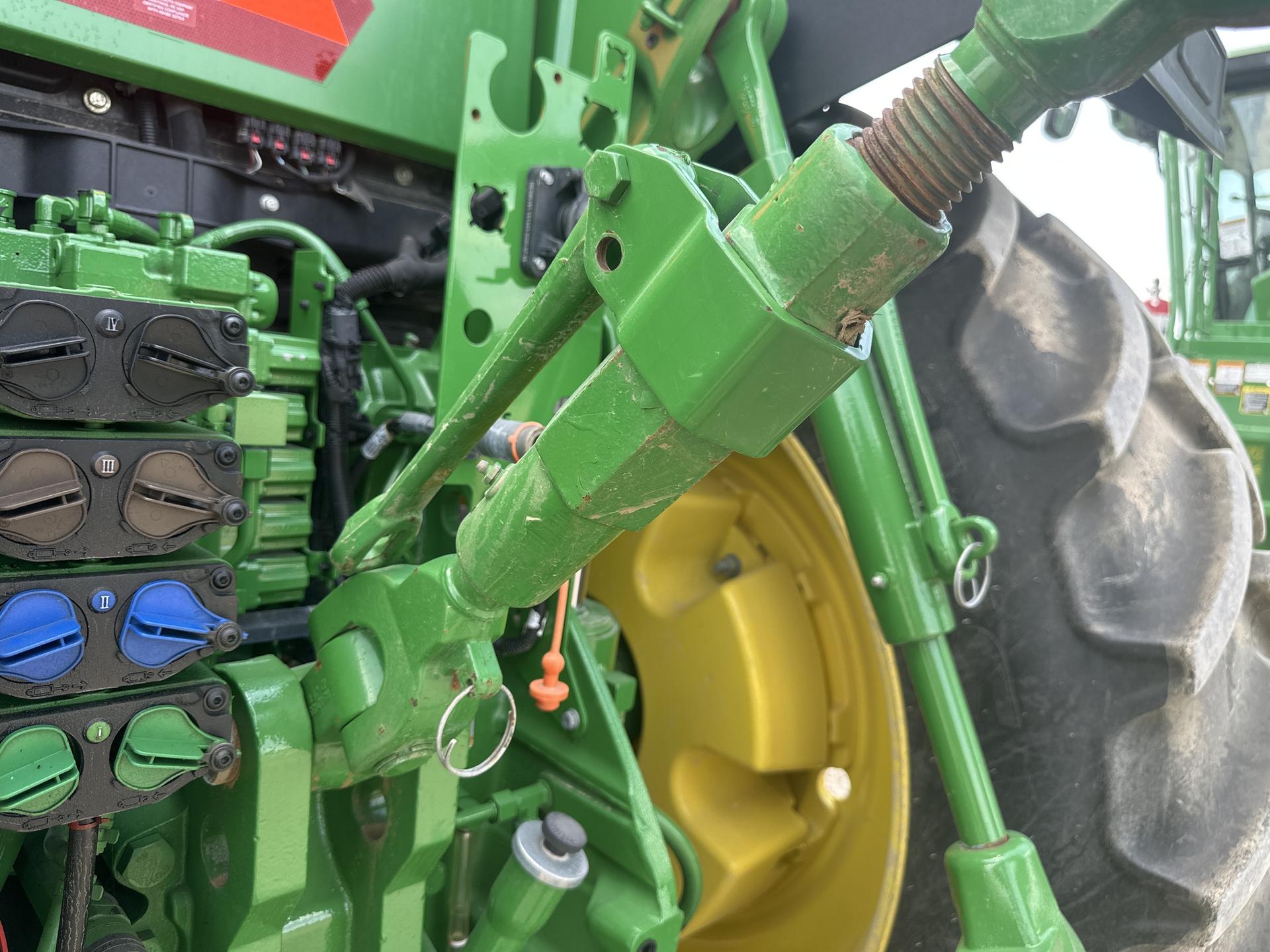2020 John Deere 8R 340 Image