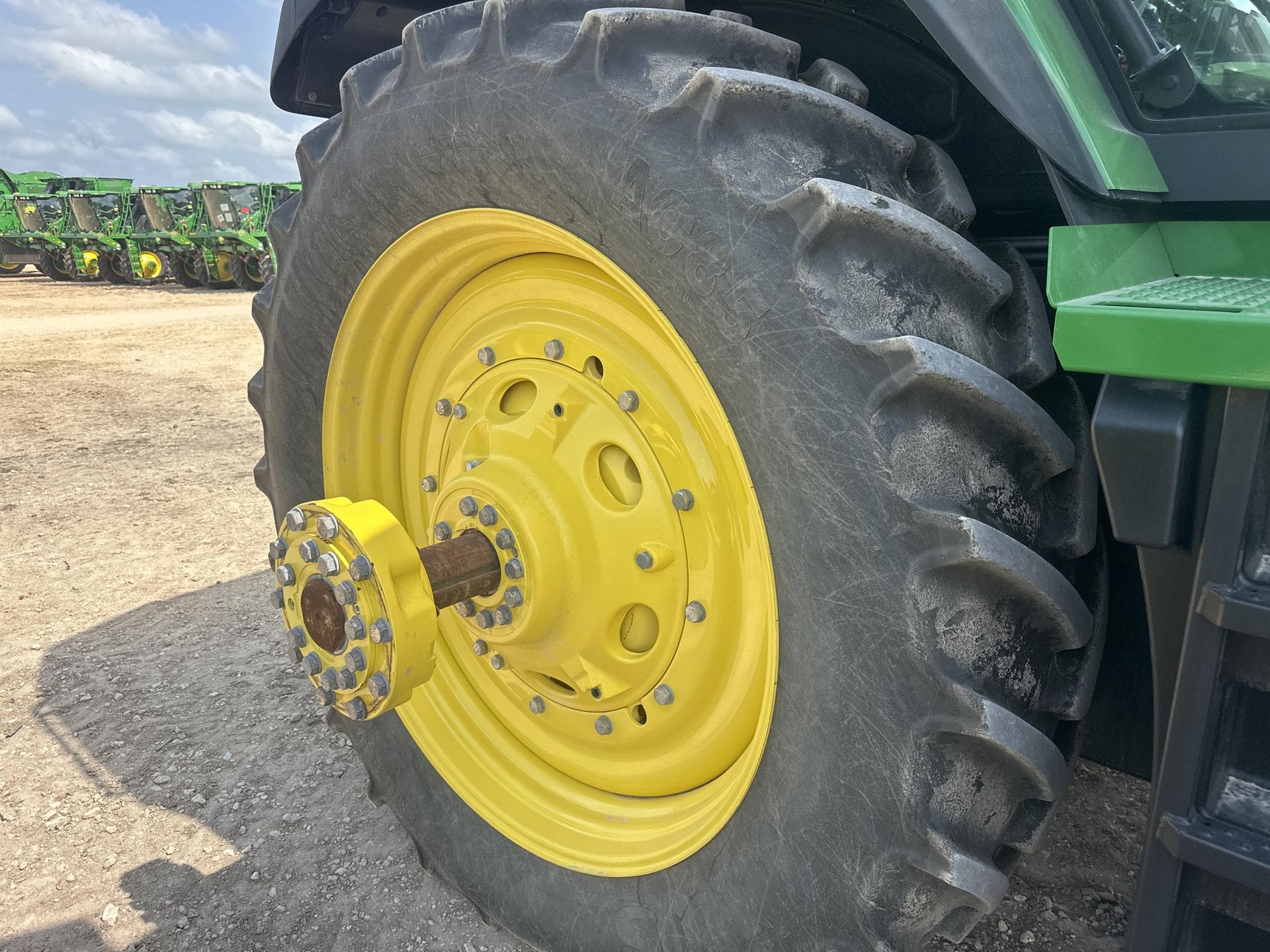 2020 John Deere 8R 340 Image