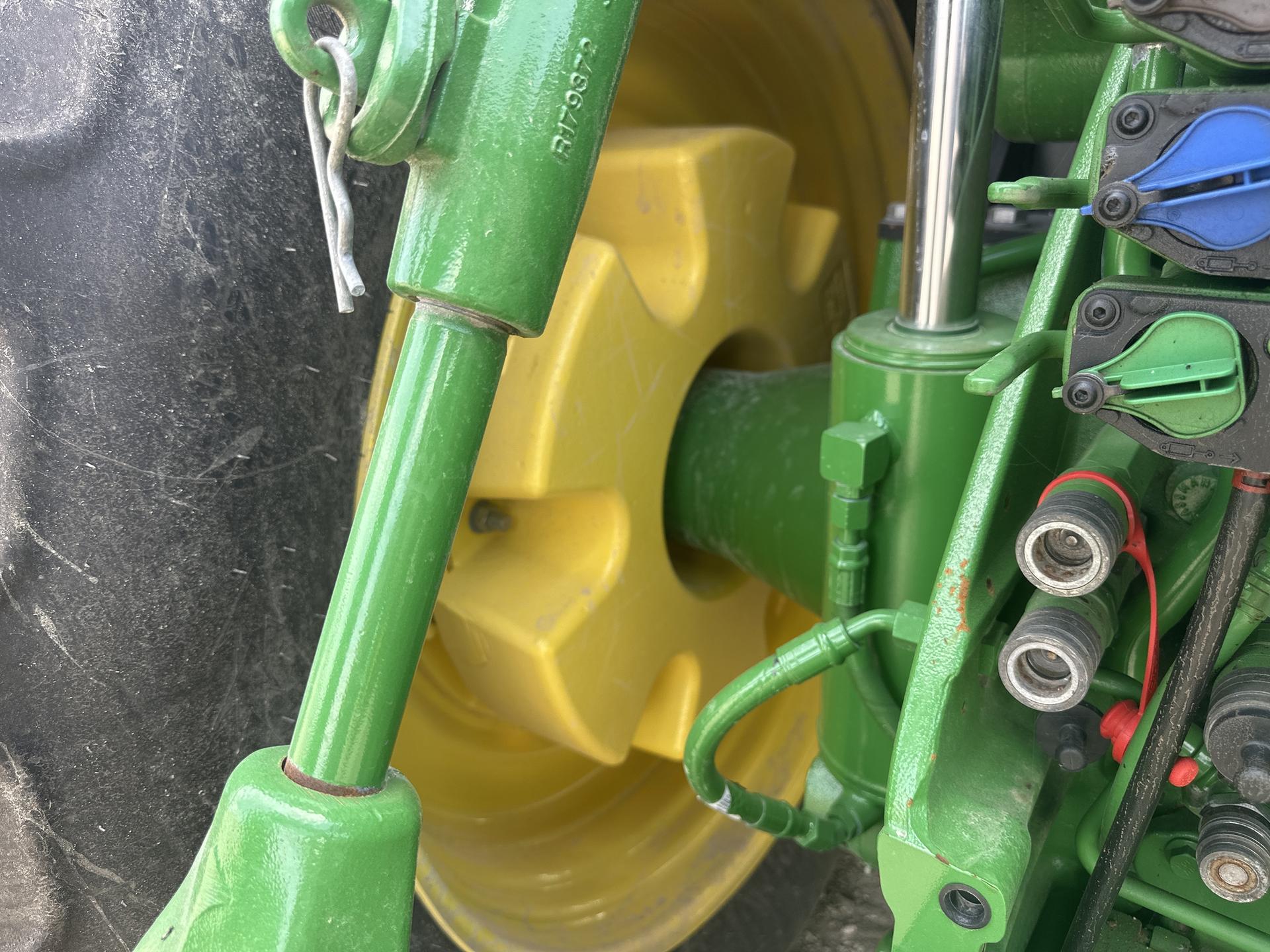 2020 John Deere 8R 340 Image
