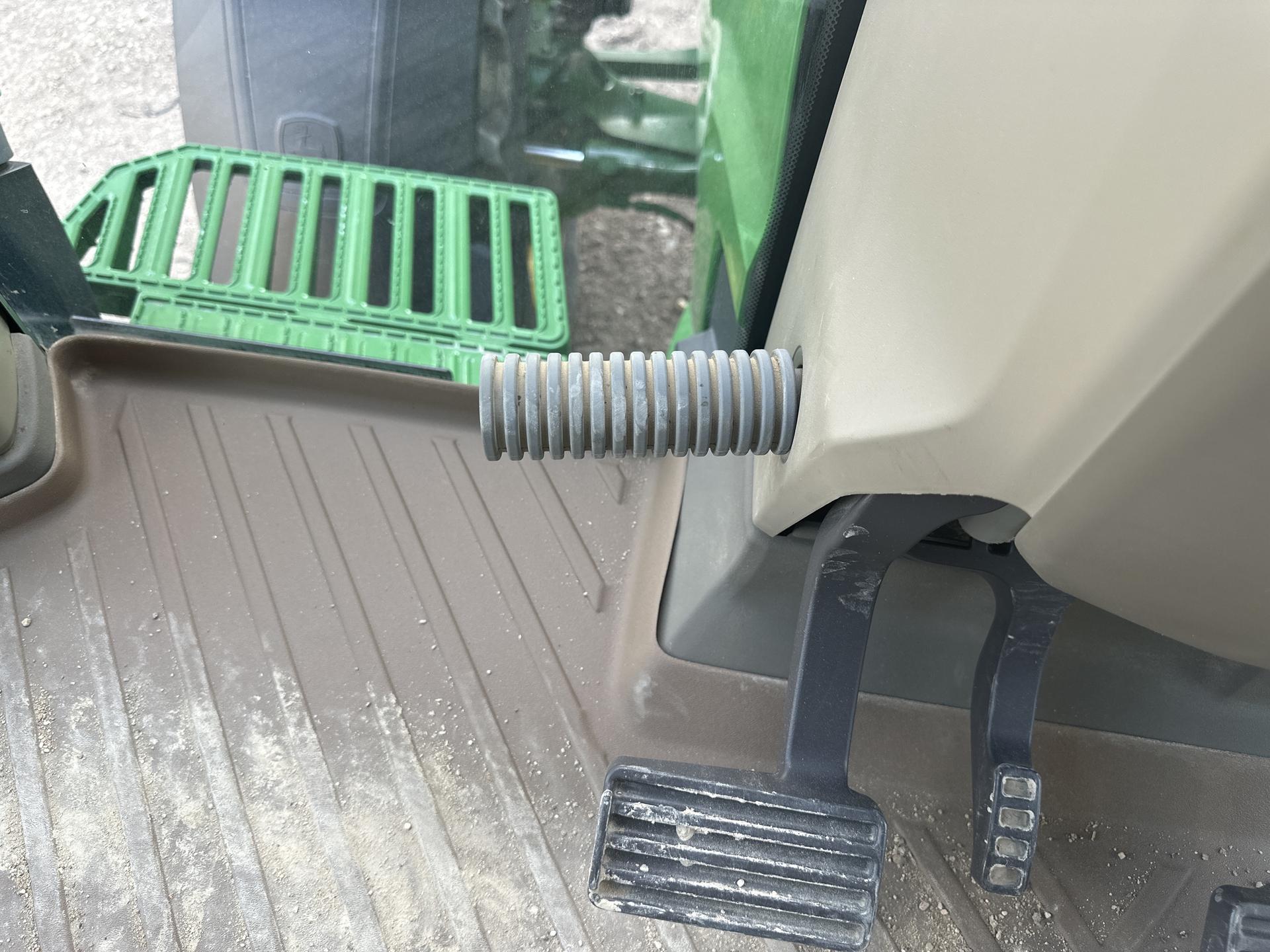 2020 John Deere 8R 340 Image