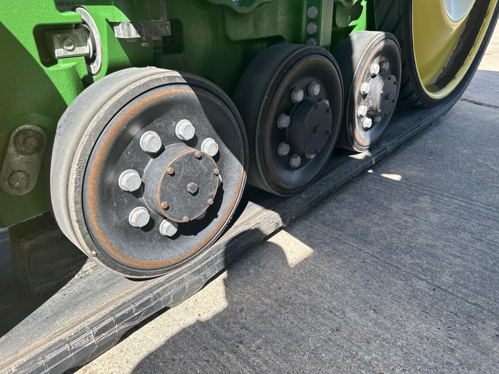 2021 John Deere 8RT 340 Image