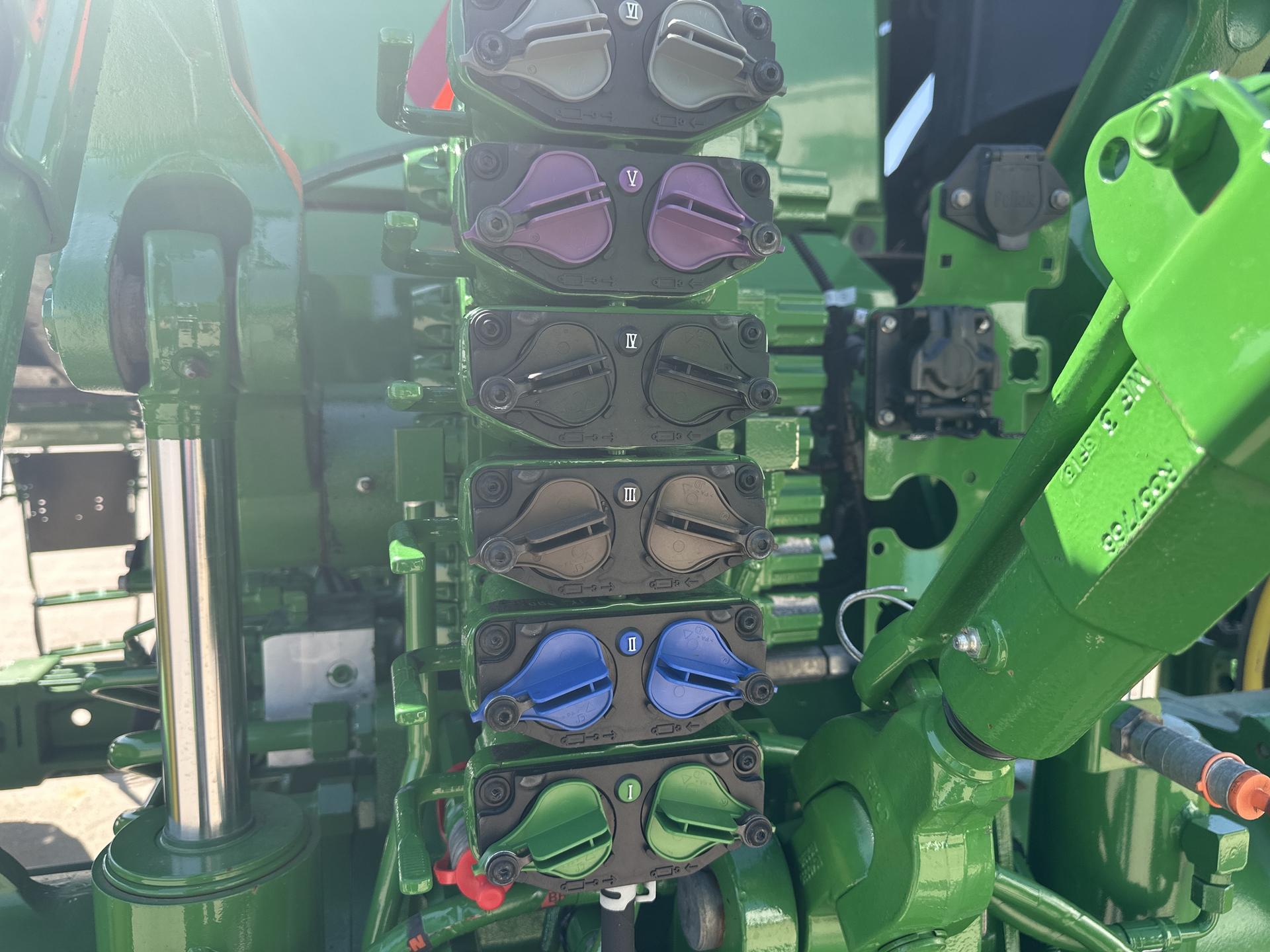 2021 John Deere 8RT 340 Image