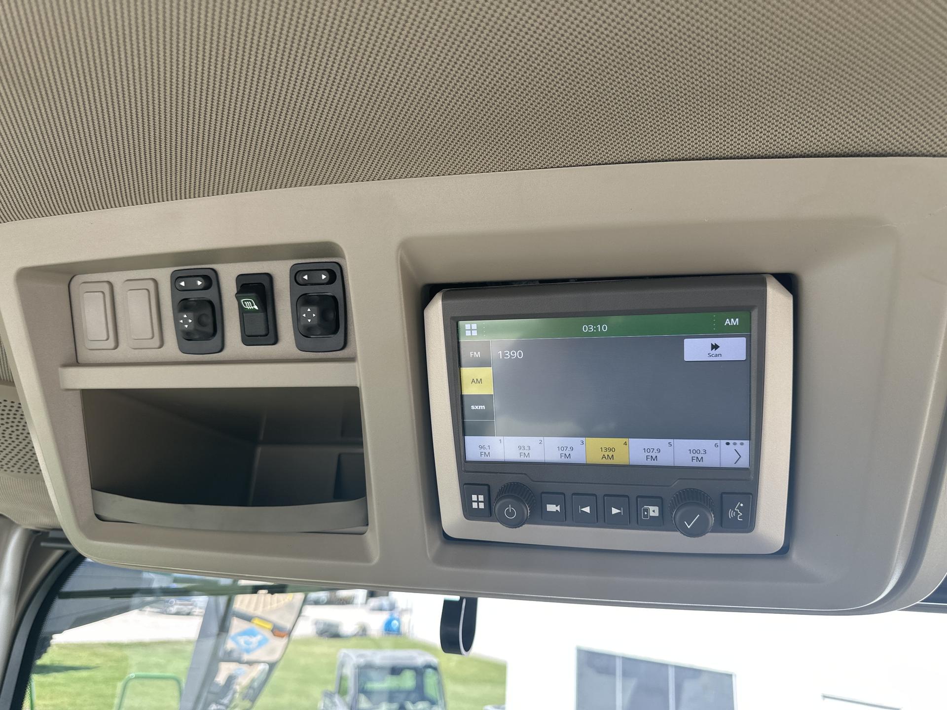 2021 John Deere 8RT 340 Image