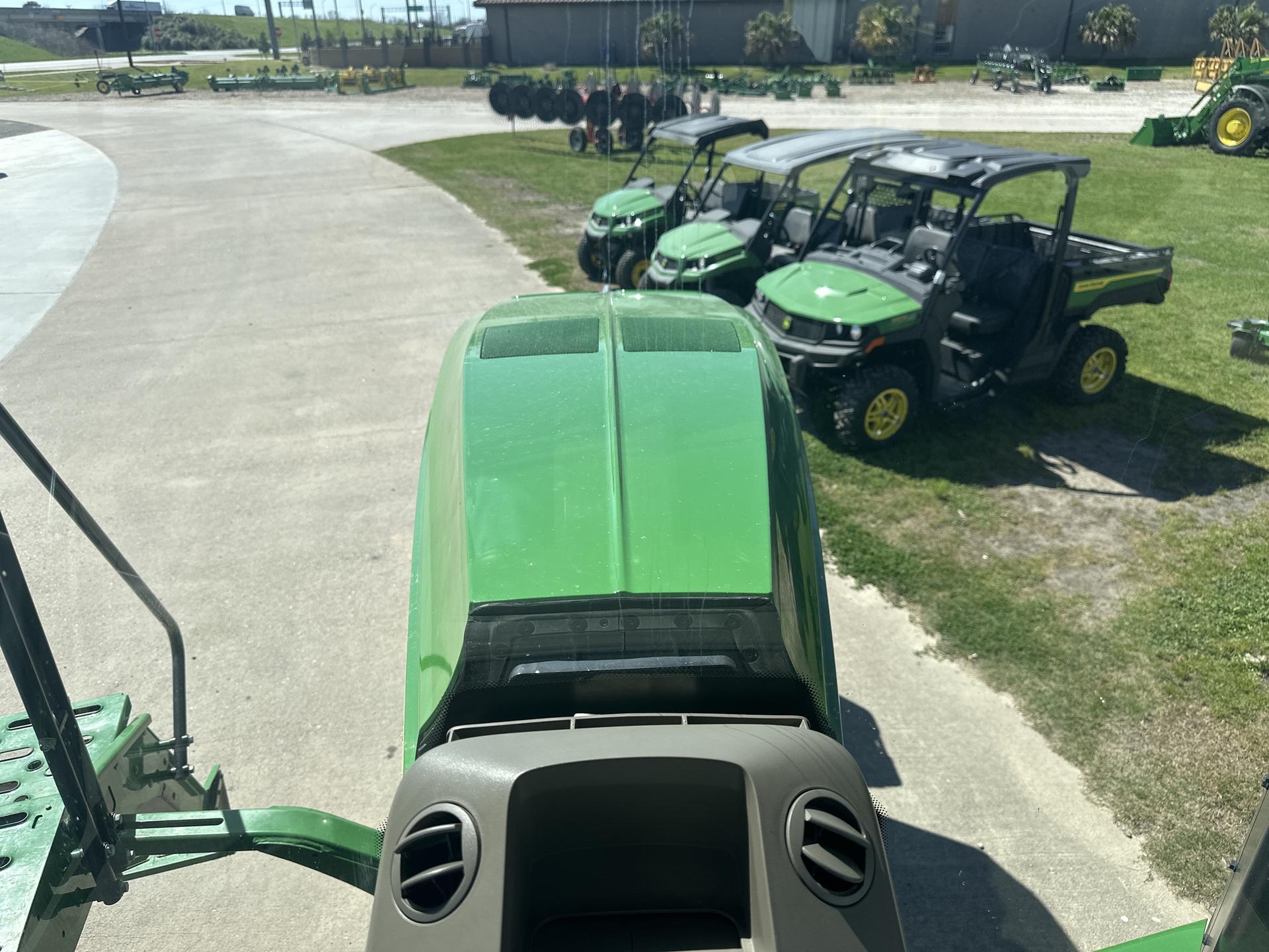 2021 John Deere 8RT 340 Image