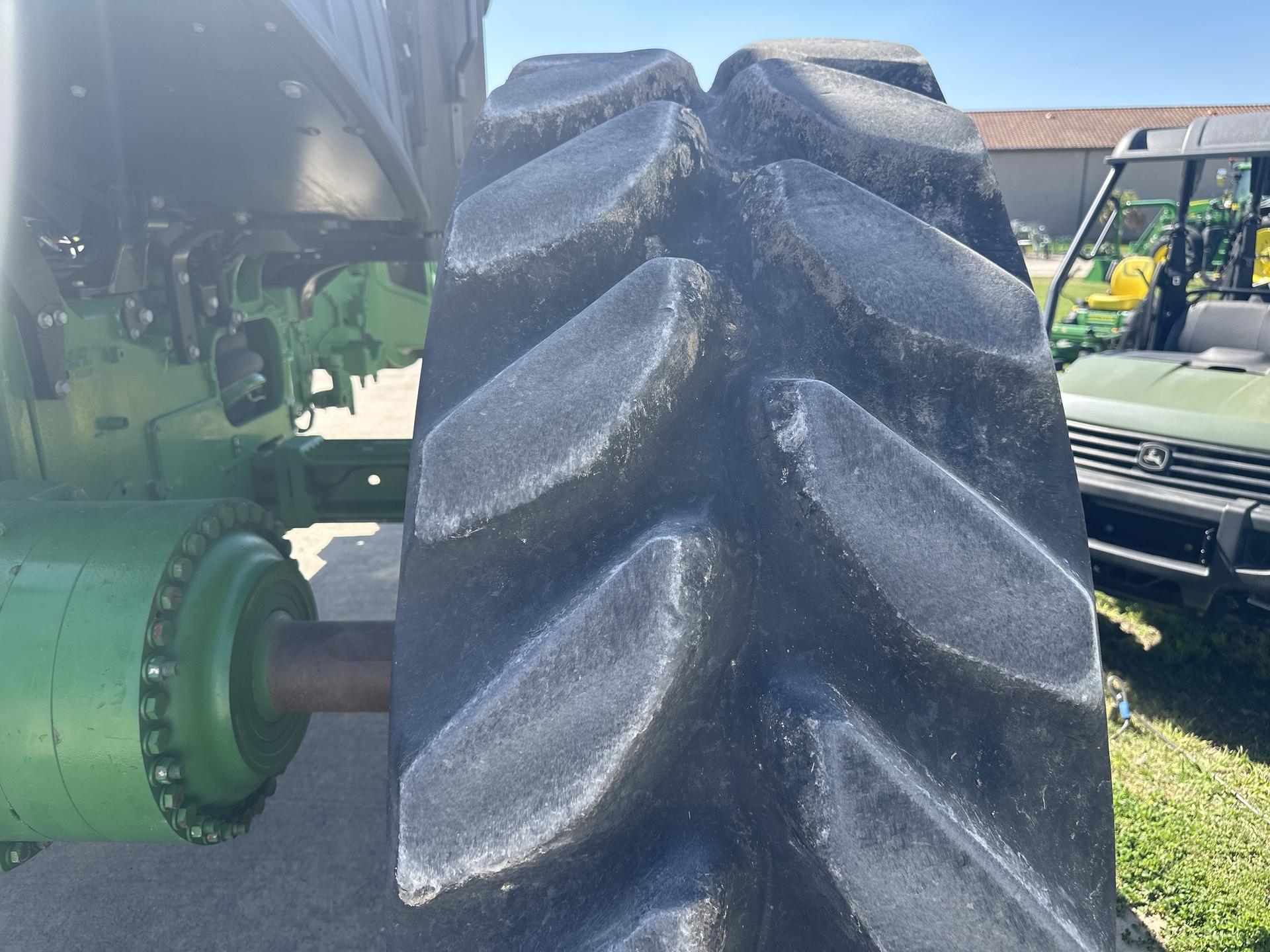 2021 John Deere 8RT 340 Image