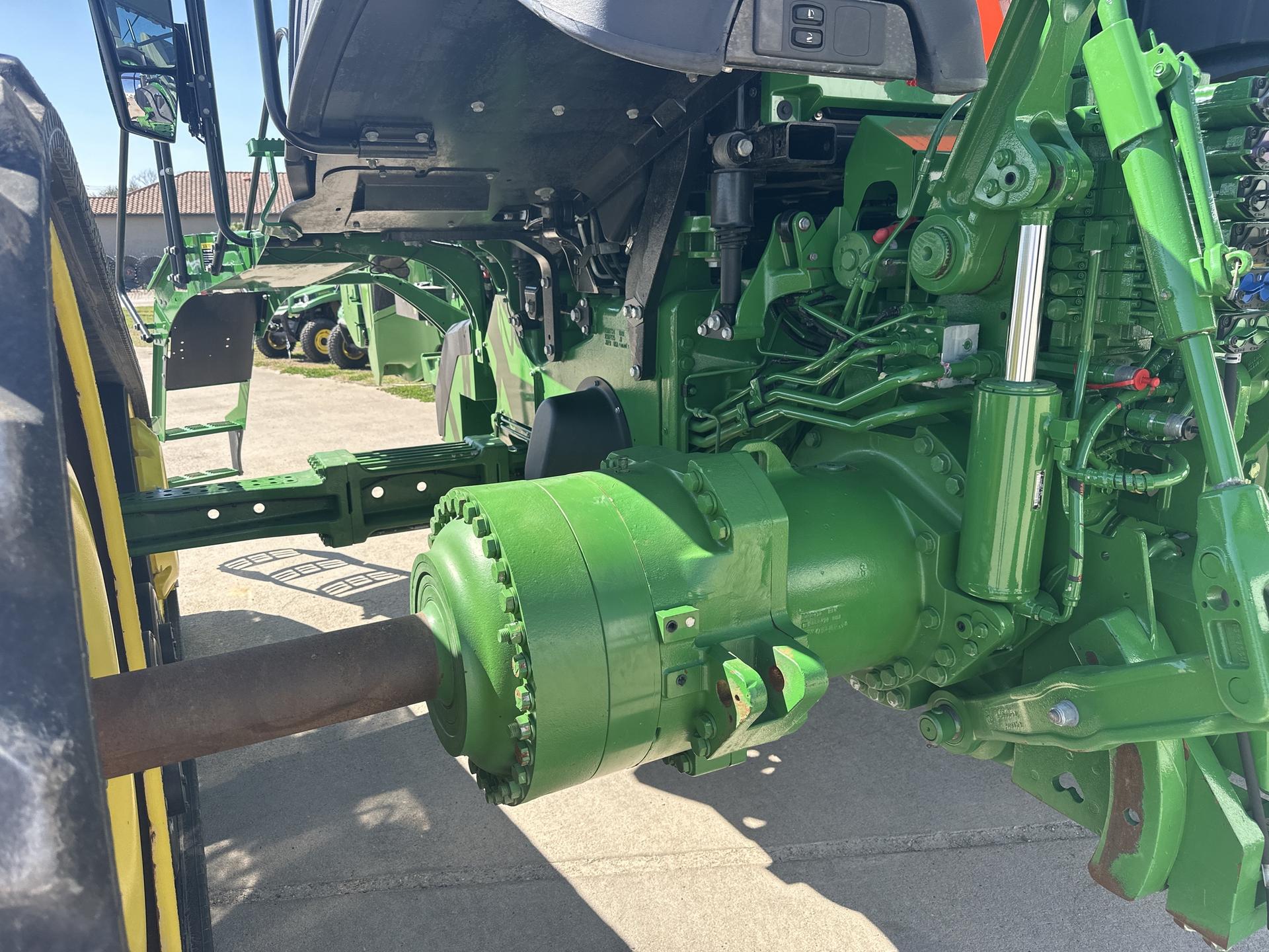2021 John Deere 8RT 340 Image