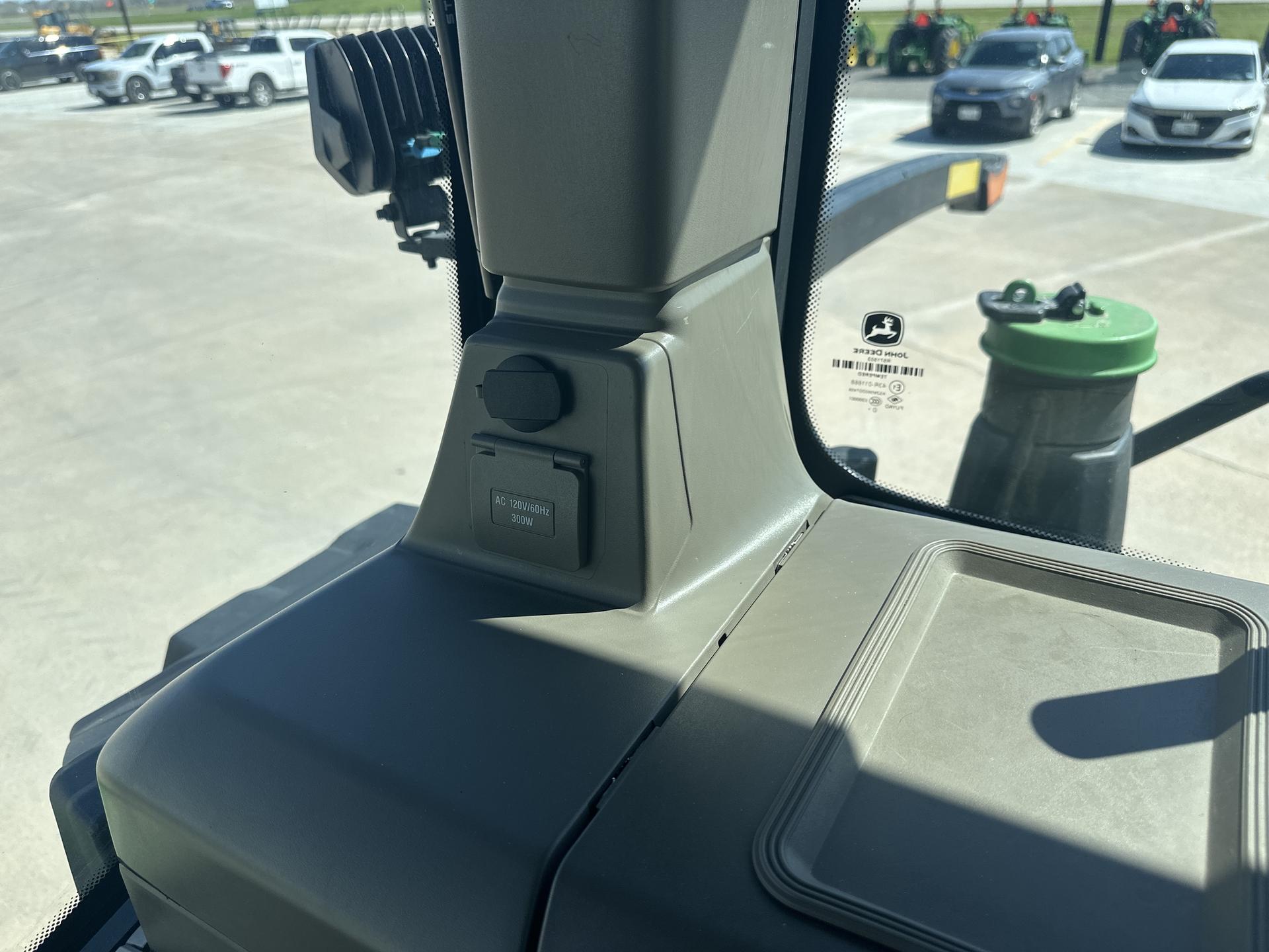 2021 John Deere 8RT 340 Image