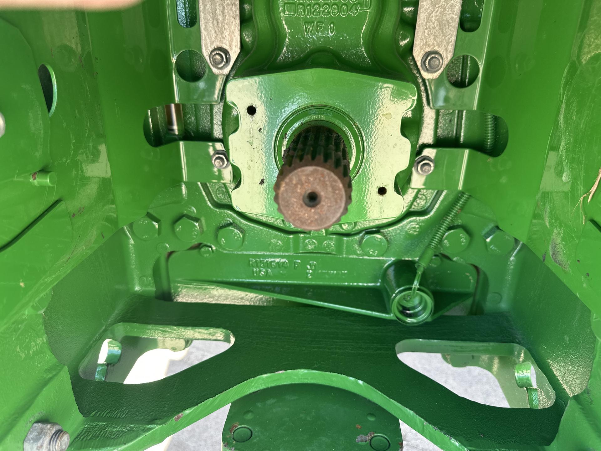 2021 John Deere 8RT 340 Image