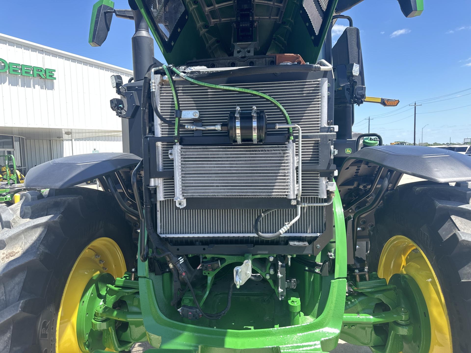 2023 John Deere 7R 230 Image