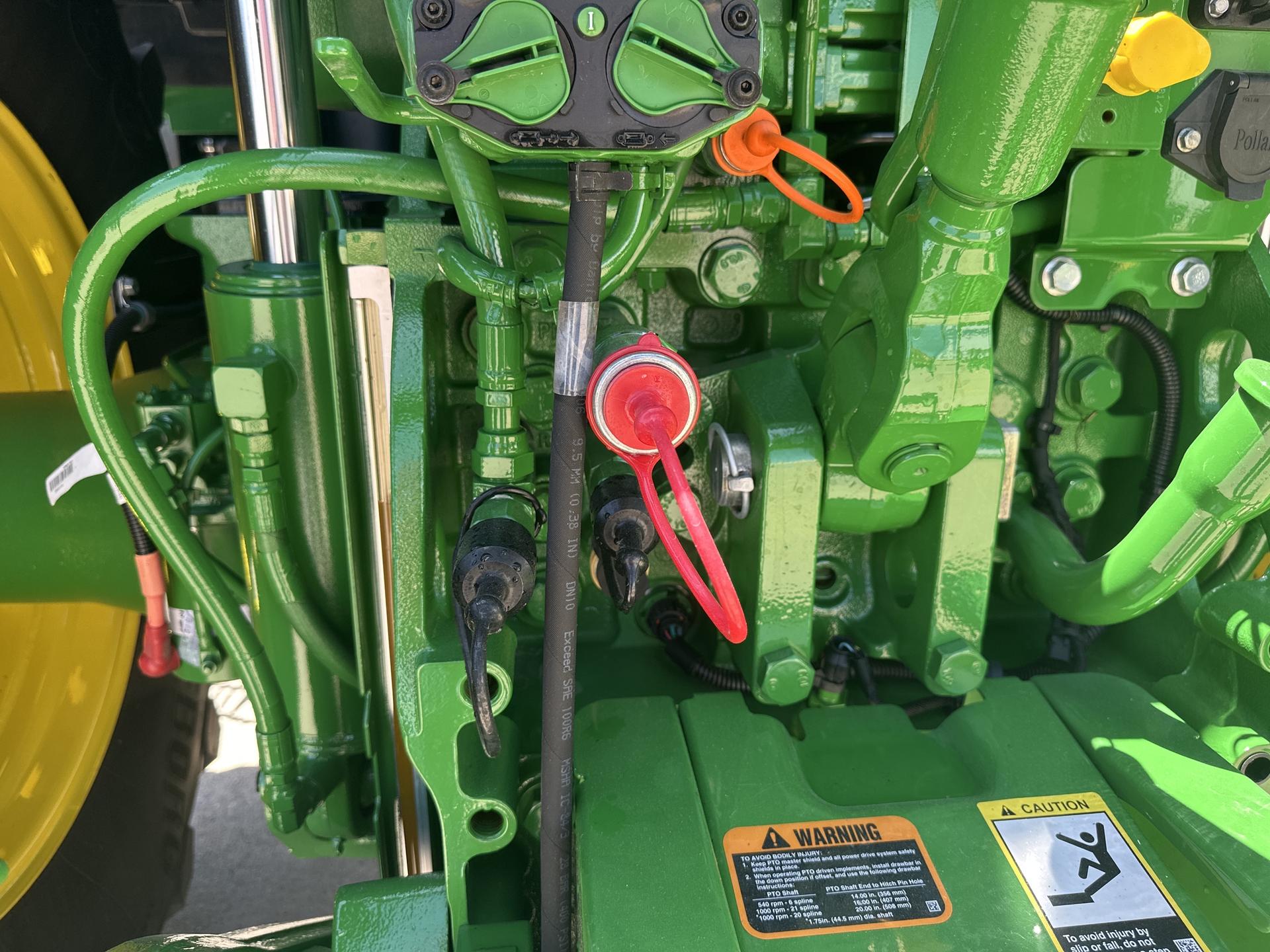 2023 John Deere 7R 230 Image