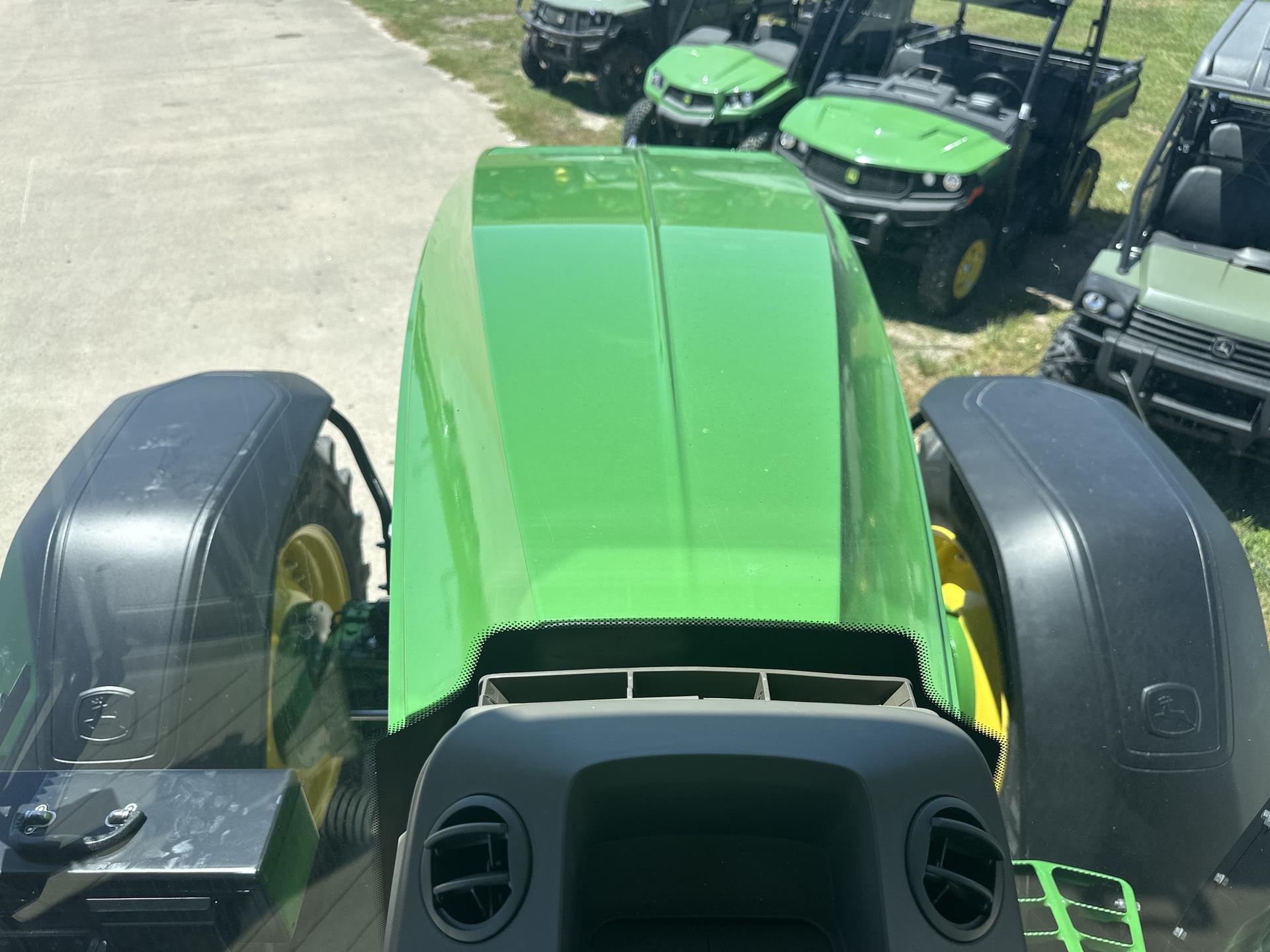 2023 John Deere 7R 230 Image
