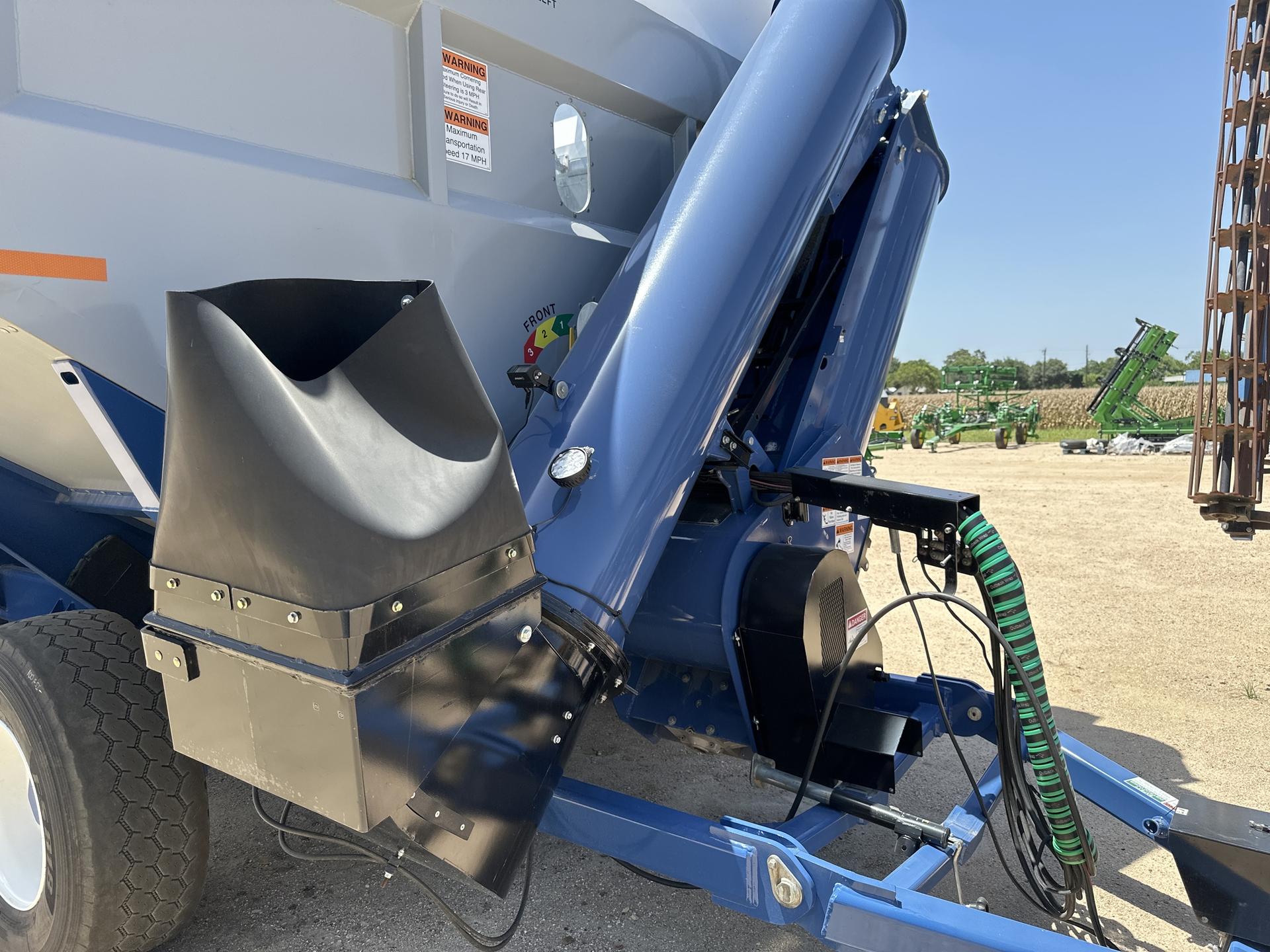 2023 John Deere Mother Bin Image