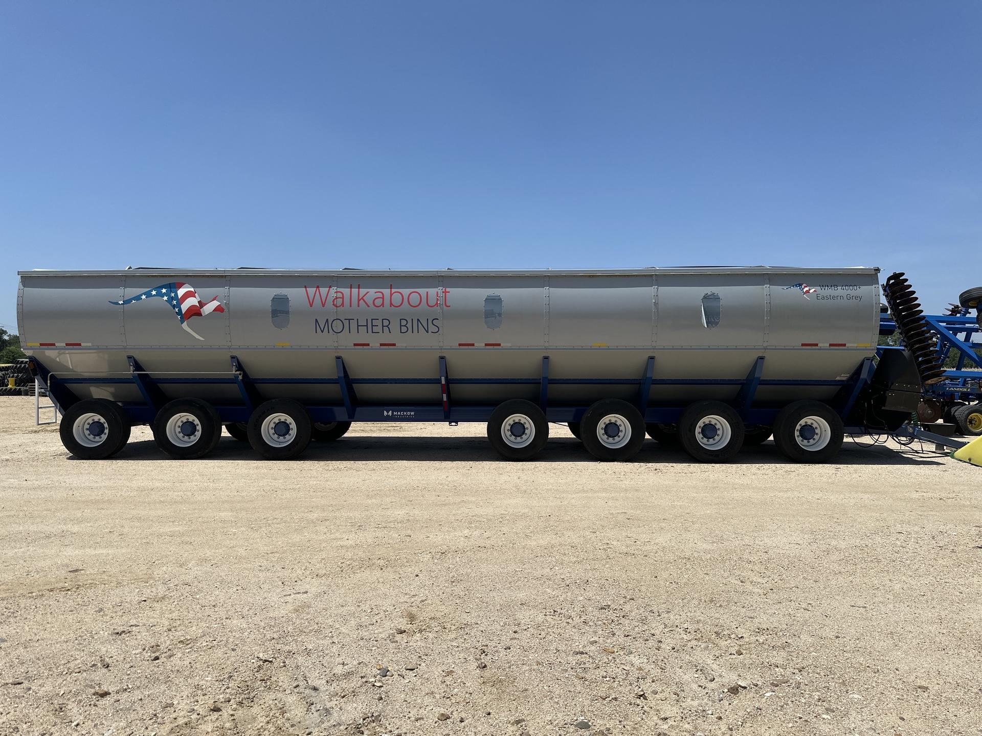 2023 John Deere Mother Bin Image