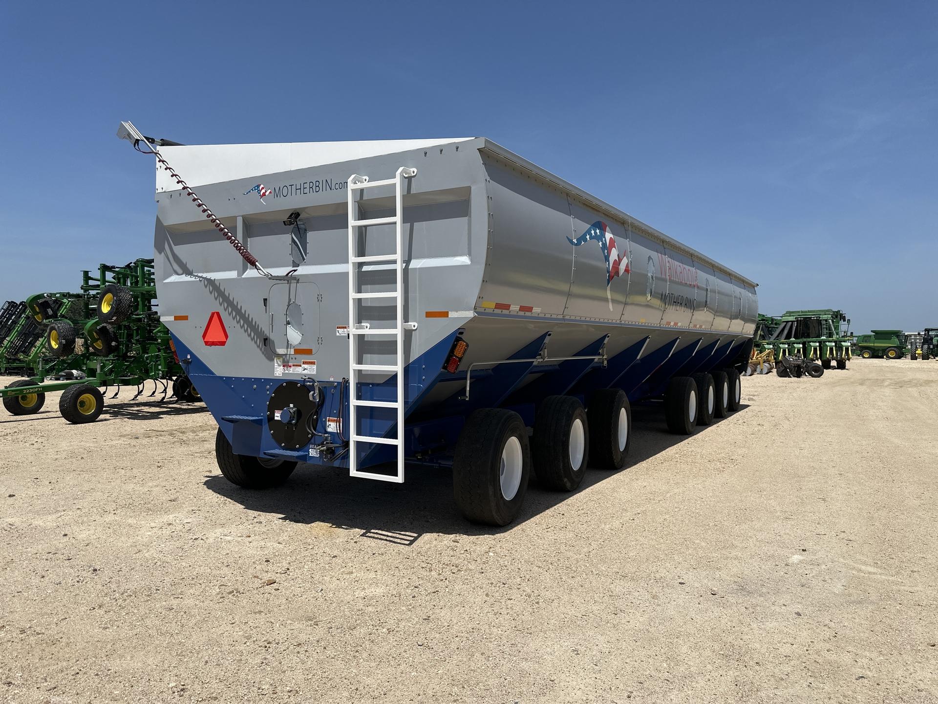 2023 John Deere Mother Bin Image