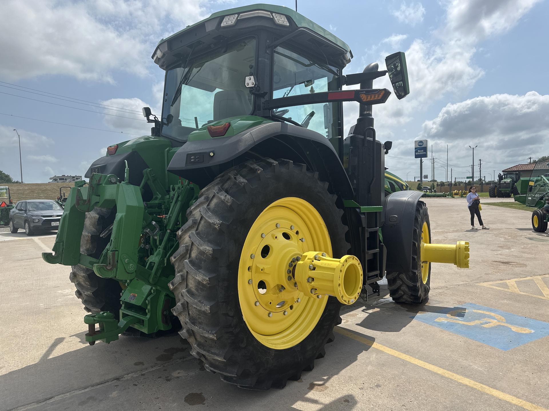 2020 John Deere 8R 310 Image