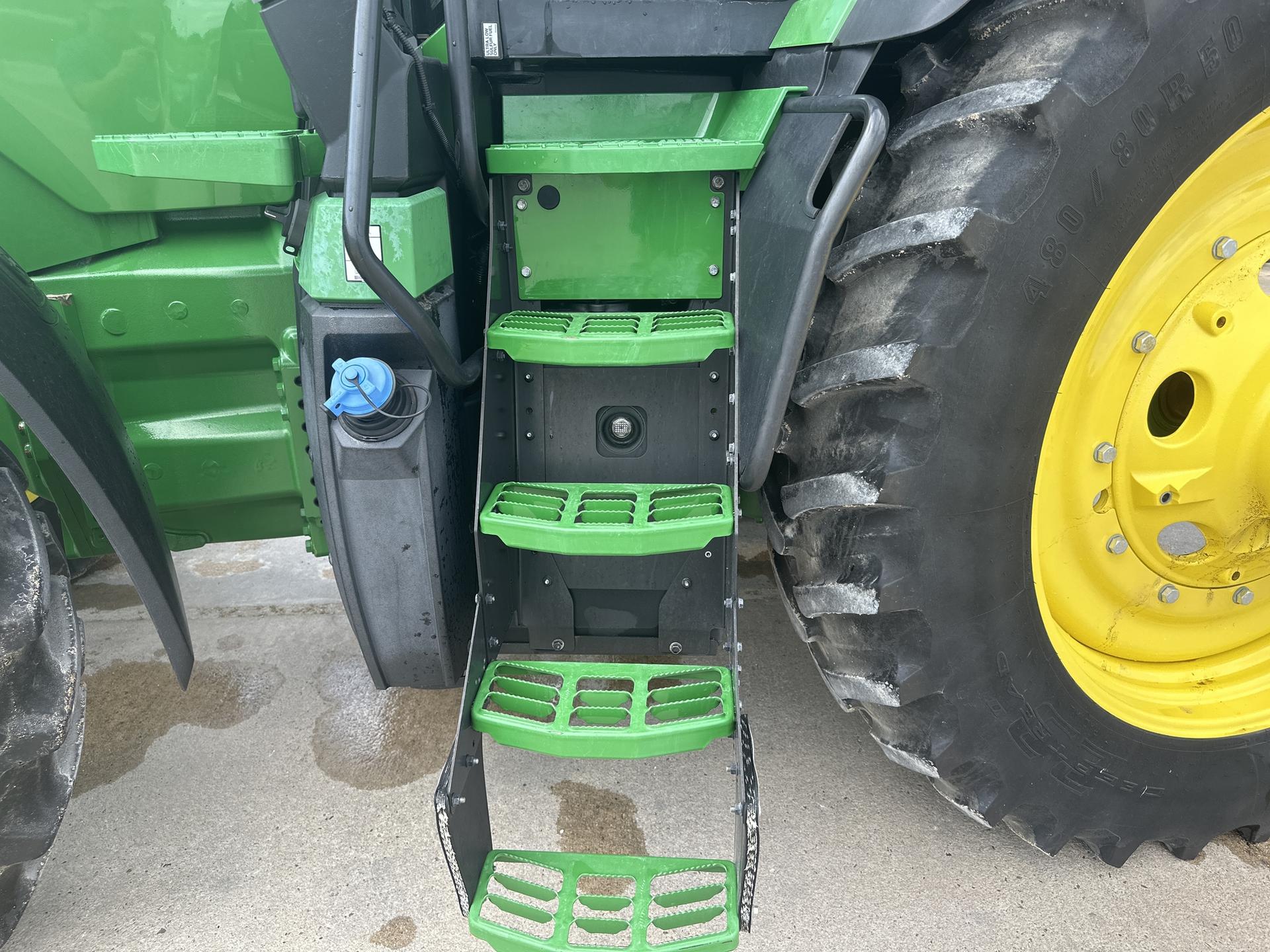 2020 John Deere 8R 310 Image